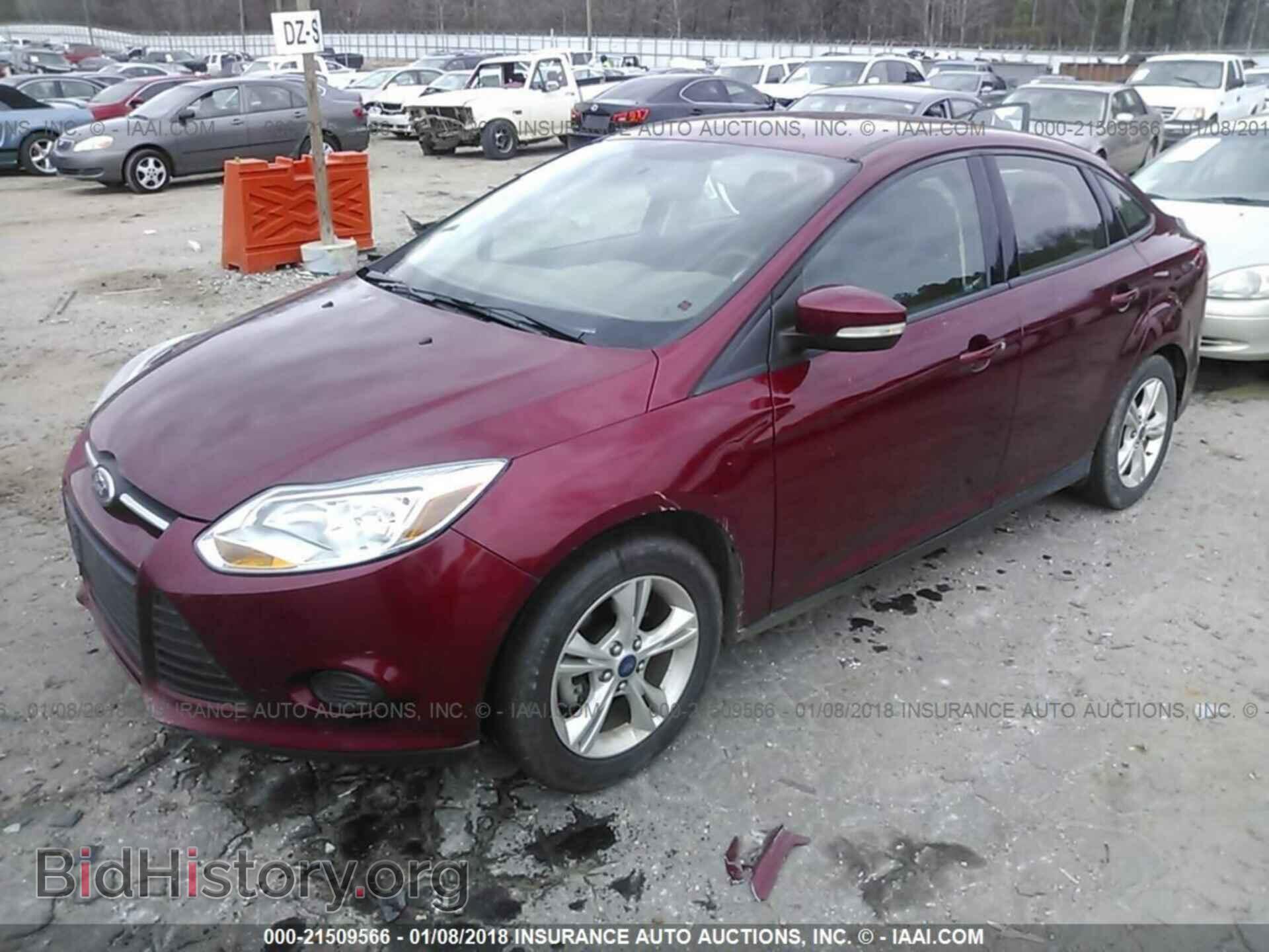 2013 Ford Focus - VIN: 1FADP3F20DL369023 - Photo 2