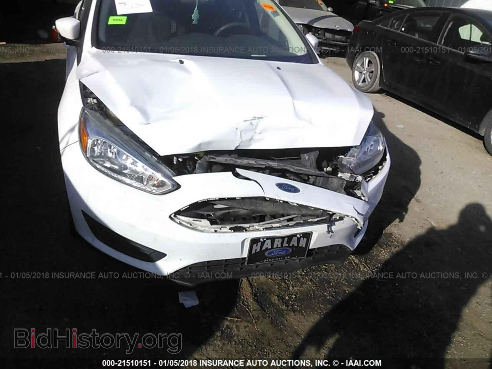 2015 Ford Focus - VIN: 1FADP3F27FL206839 - Photo 6