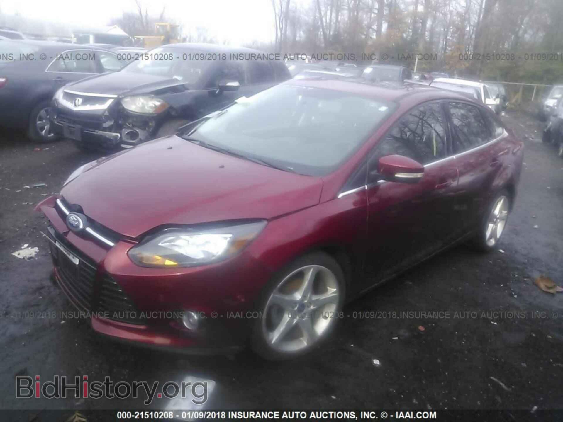 2013 Ford Focus - VIN: 1FADP3J24DL103883 - Фото 2