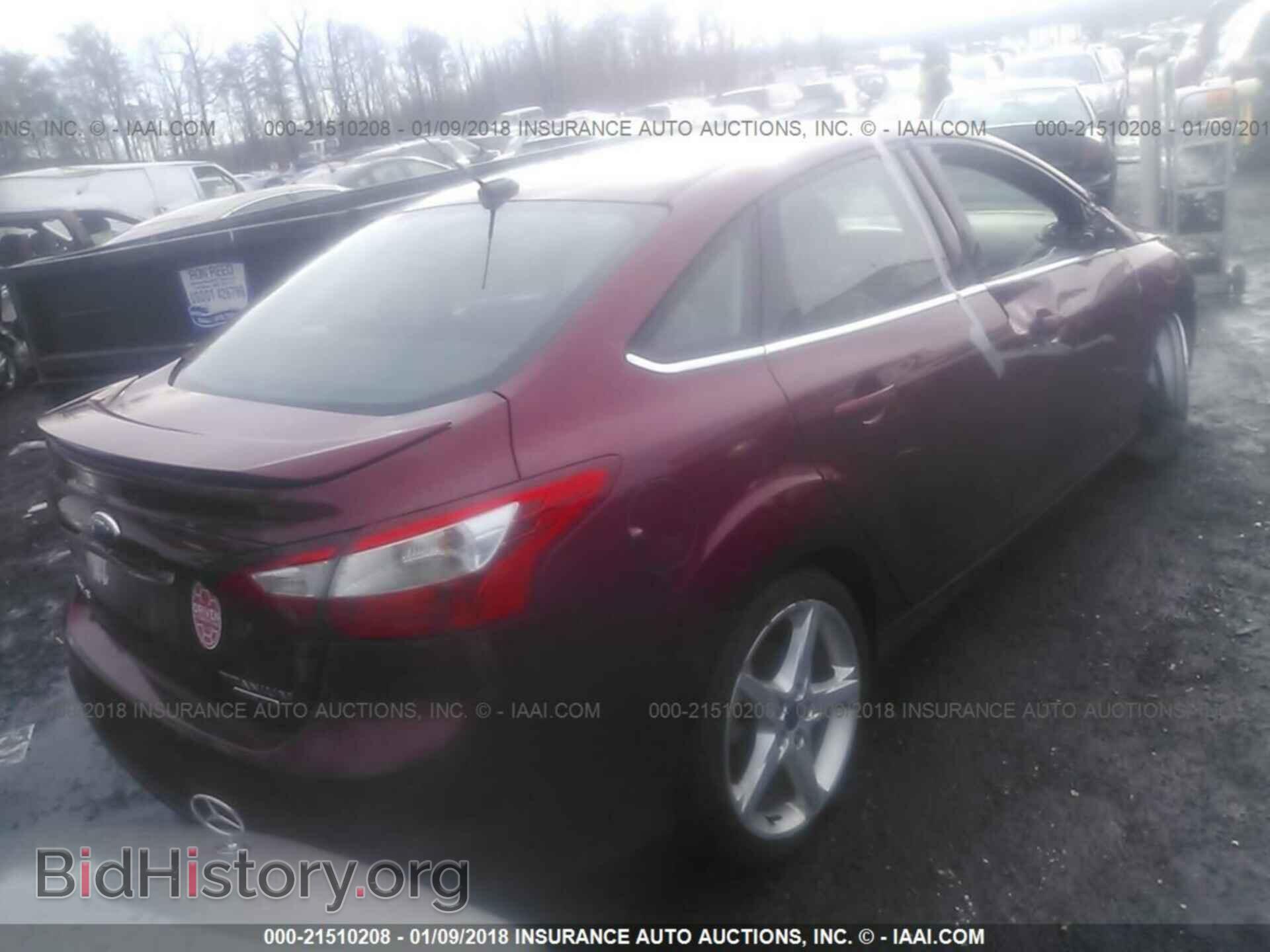 2013 Ford Focus - VIN: 1FADP3J24DL103883 - Фото 4