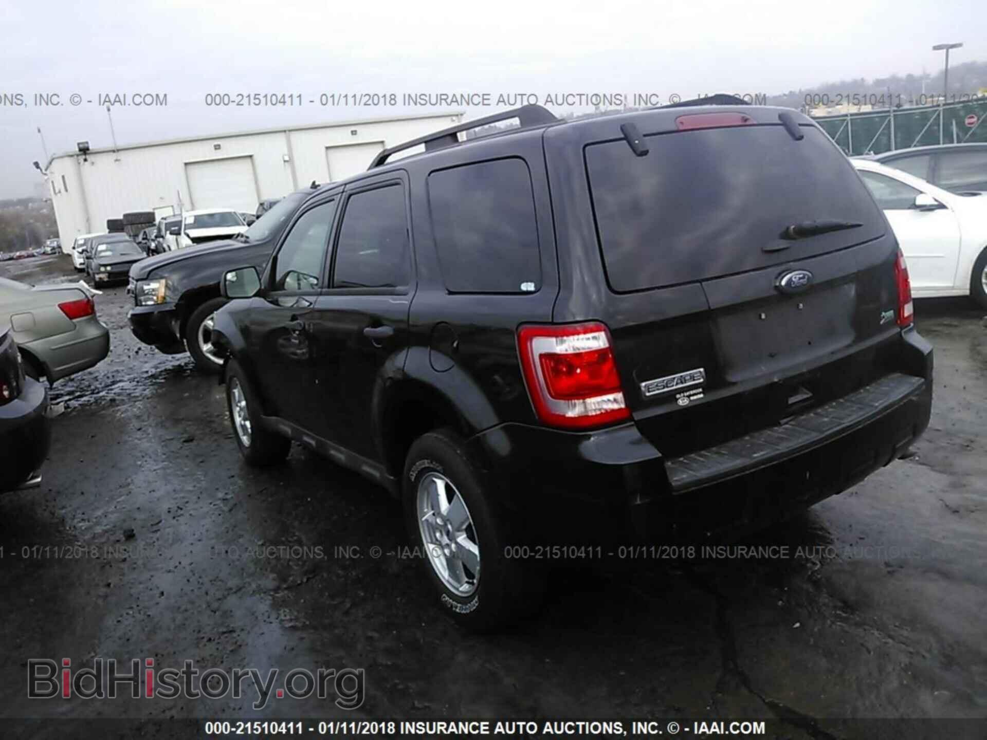 2011 Ford Escape - VIN: 1FMCU9DG6BKB84988 - Photo 3