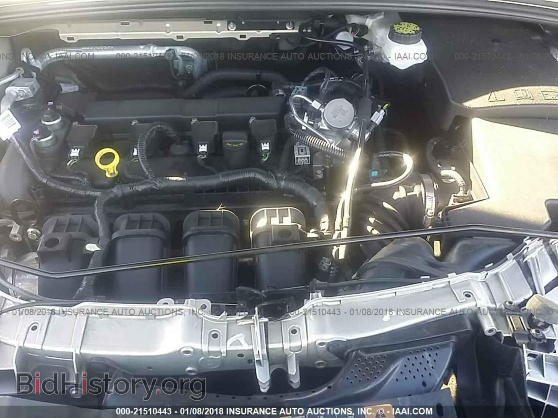 2017 Ford Focus - VIN: 1FADP3F25HL251572 - Photo 10