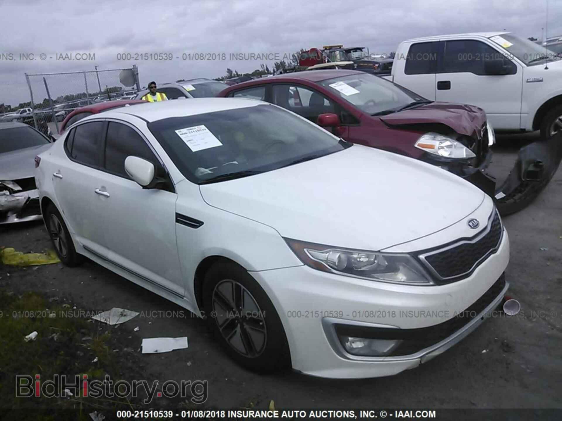 Фотография KNAGM4AD2C5016829 - Kia Optima 2012