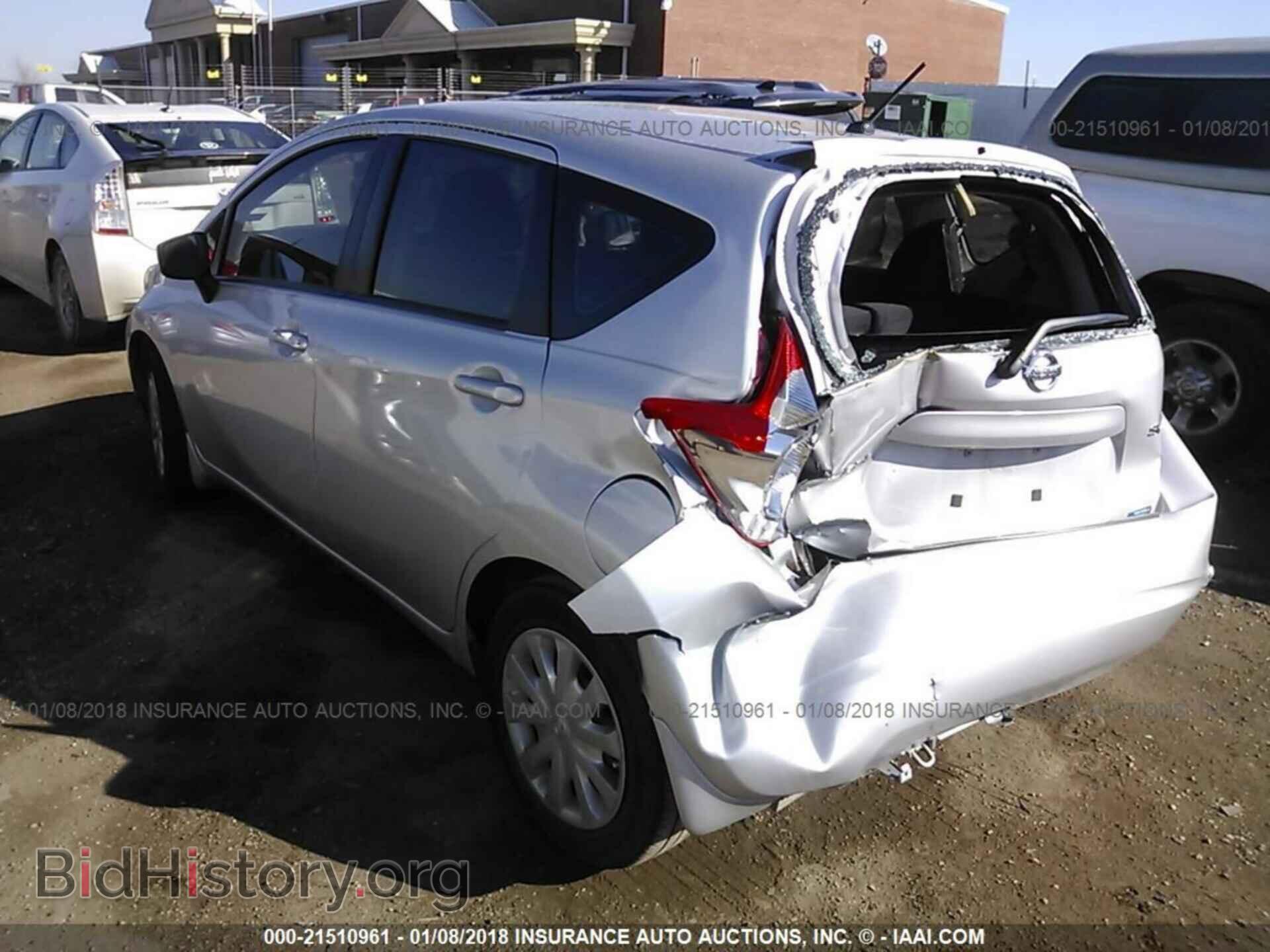 2015 Nissan Versa note - VIN: 3N1CE2CP9FL354584 - Photo 3