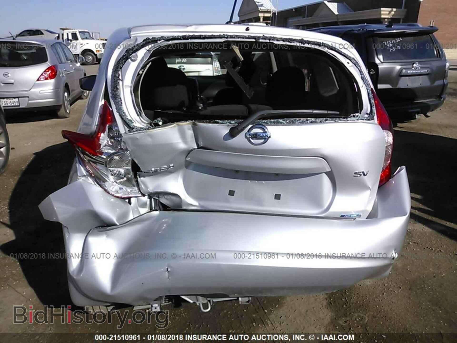 2015 Nissan Versa note - VIN: 3N1CE2CP9FL354584 - Photo 6