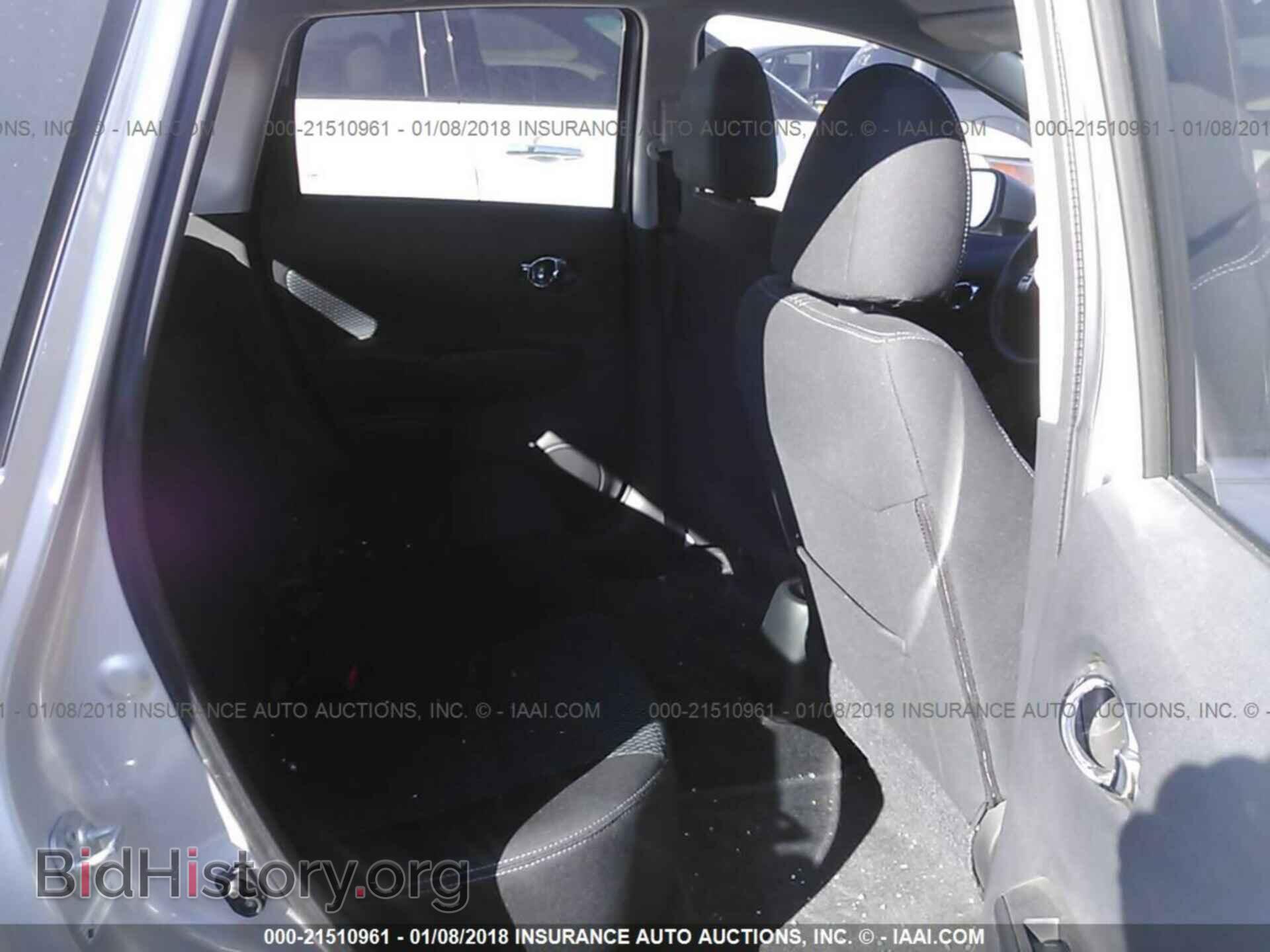 2015 Nissan Versa note - VIN: 3N1CE2CP9FL354584 - Photo 8