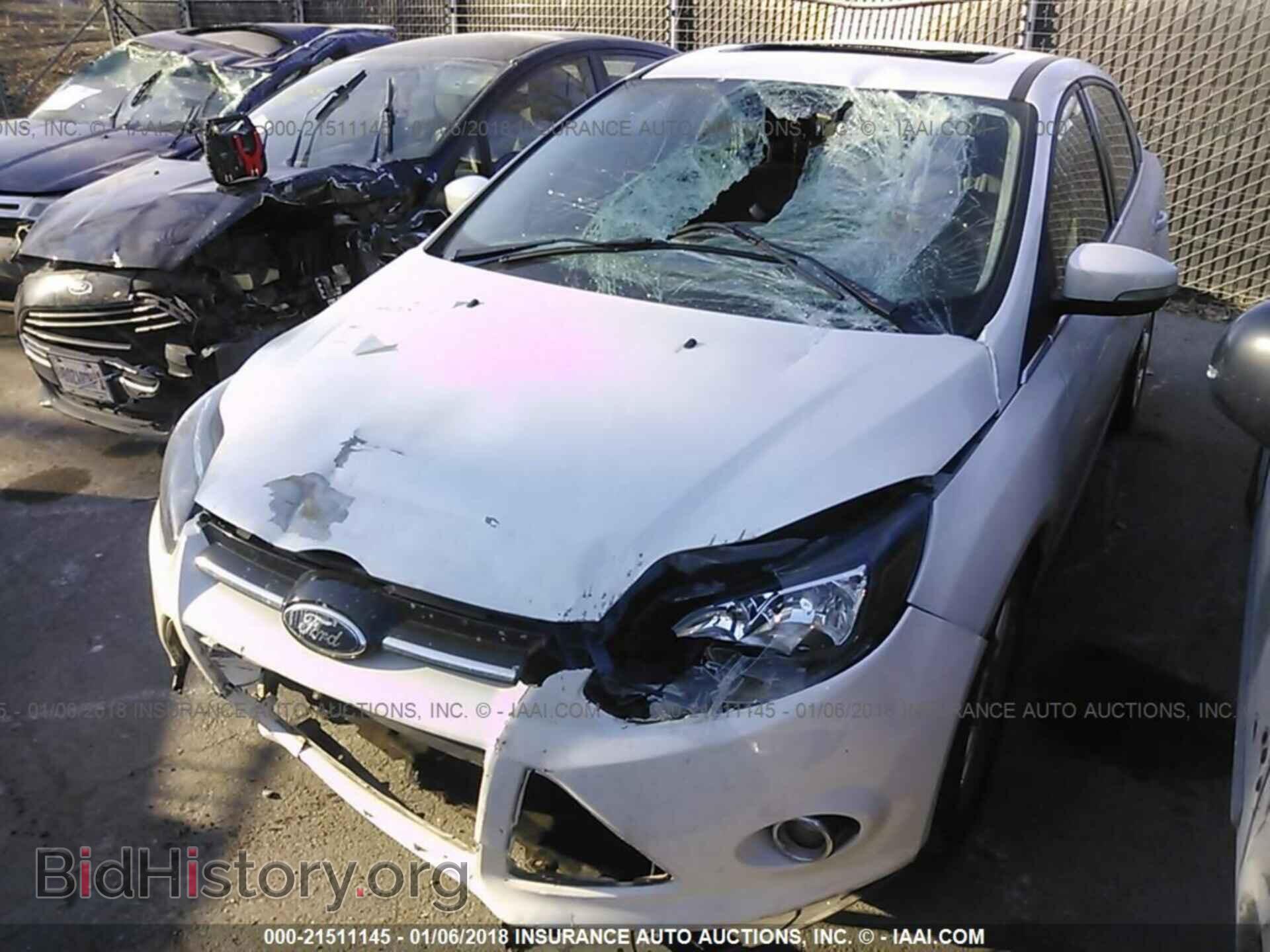2012 Ford Focus - VIN: 1FAHP3J29CL366855 - Photo 2