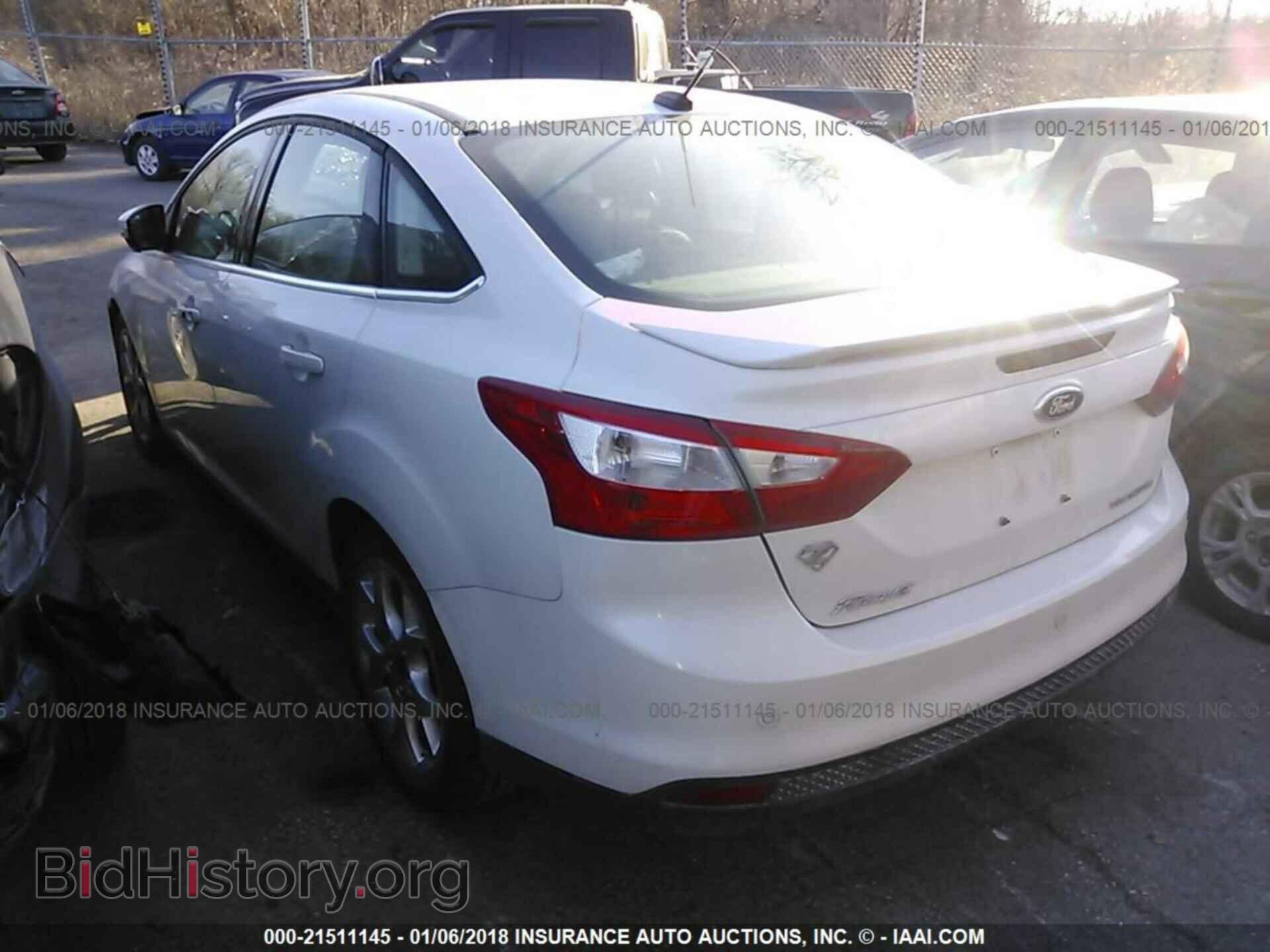2012 Ford Focus - VIN: 1FAHP3J29CL366855 - Photo 3