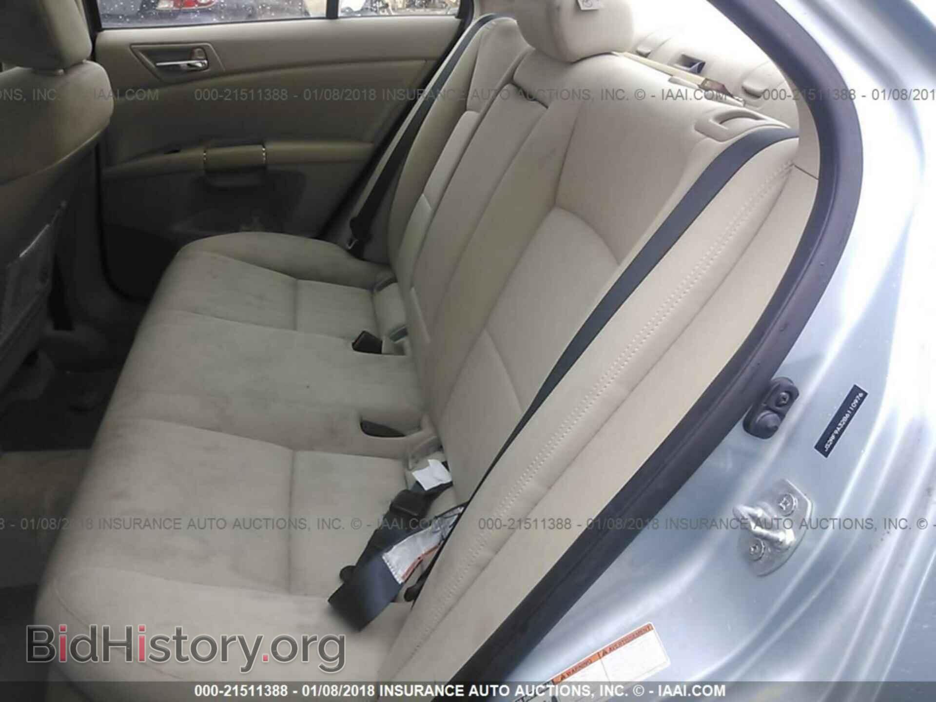 2011 Suzuki Kizashi - VIN: JS2RF9A32B6110976 - Photo 8