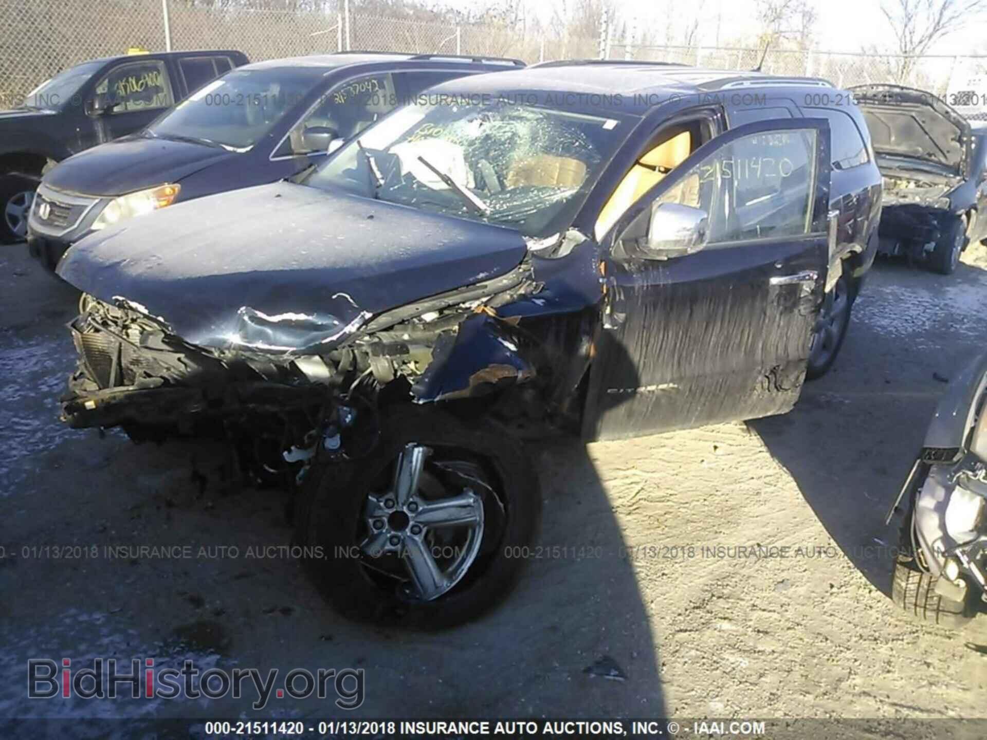 2011 Dodge Durango - VIN: 1D4RE5GG7BC677334 - Photo 2