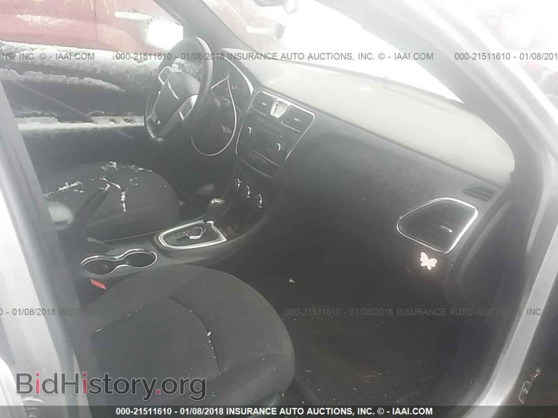 2013 Chrysler 200 - VIN: 1C3CCBBB3DN545573 - Фото 5