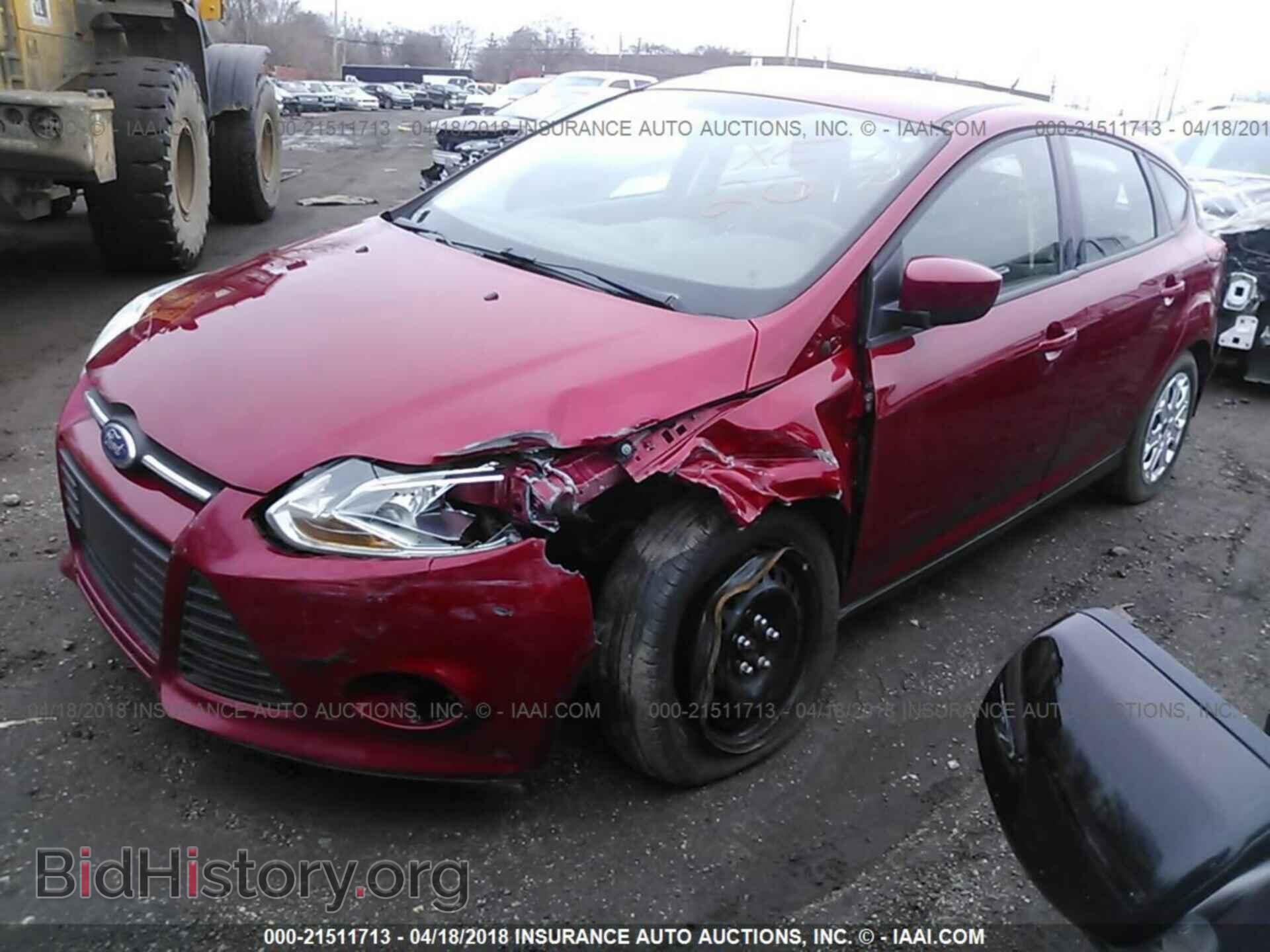 2012 Ford Focus - VIN: 1FAHP3K2XCL164878 - Photo 2