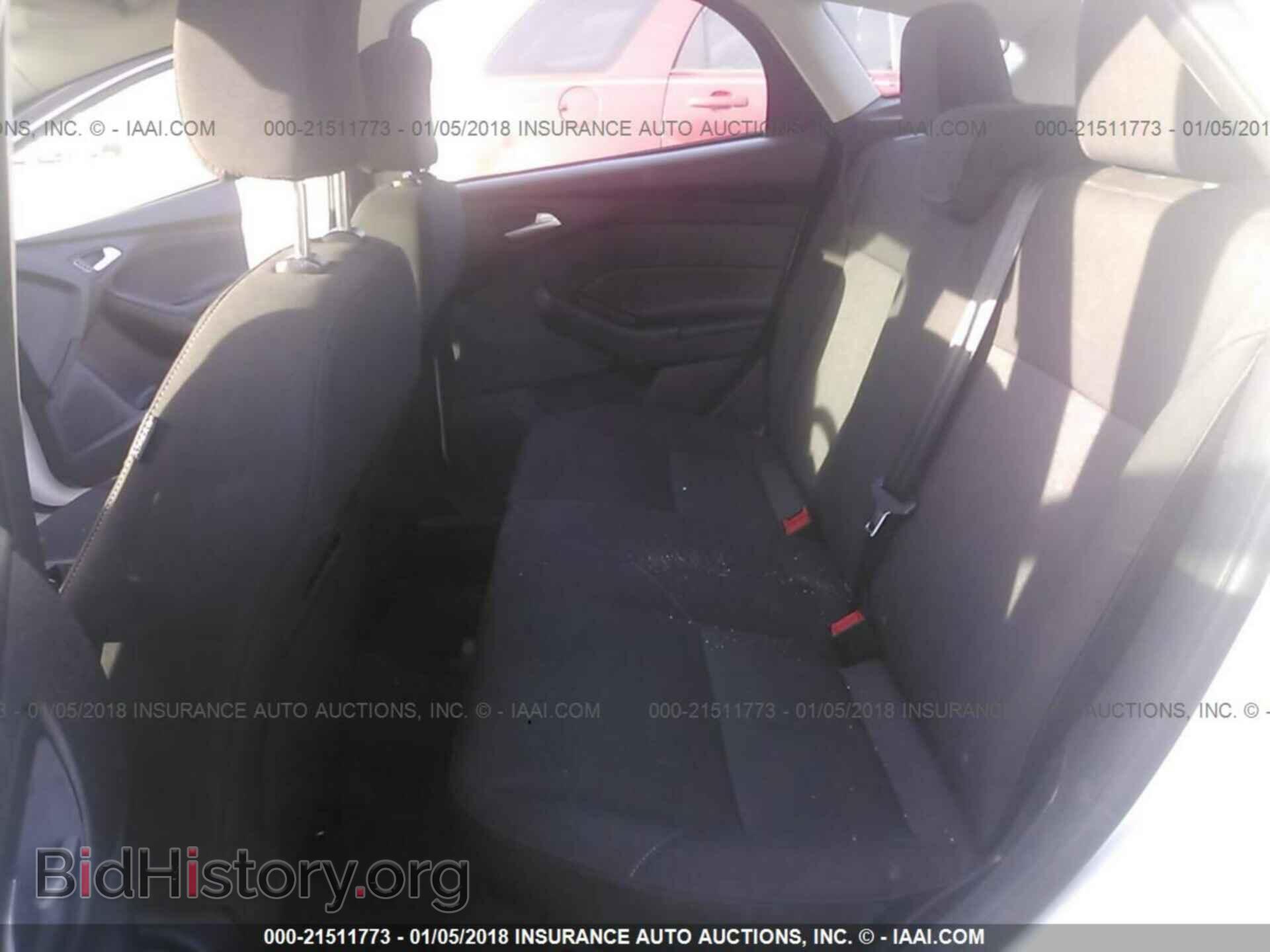 2015 Ford Focus - VIN: 1FADP3K26FL250384 - Photo 8