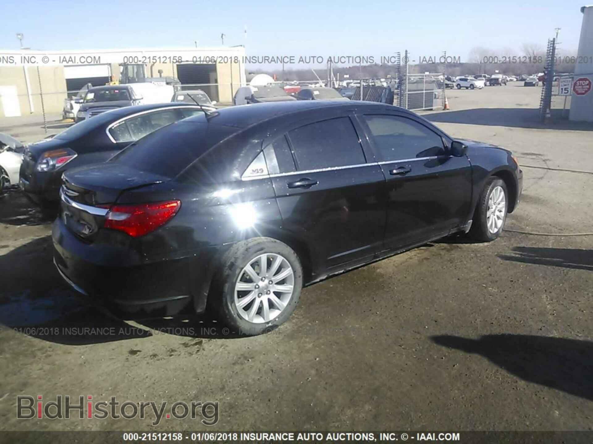 2013 Chrysler 200 - VIN: 1C3CCBBB0DN727988 - Фото 4