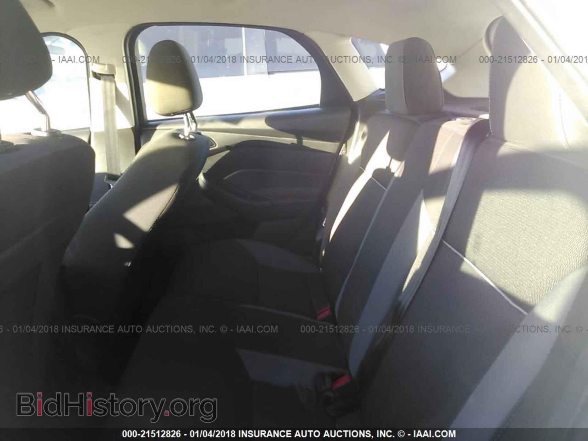 2012 Ford Focus - VIN: 1FAHP3K23CL375341 - Photo 8