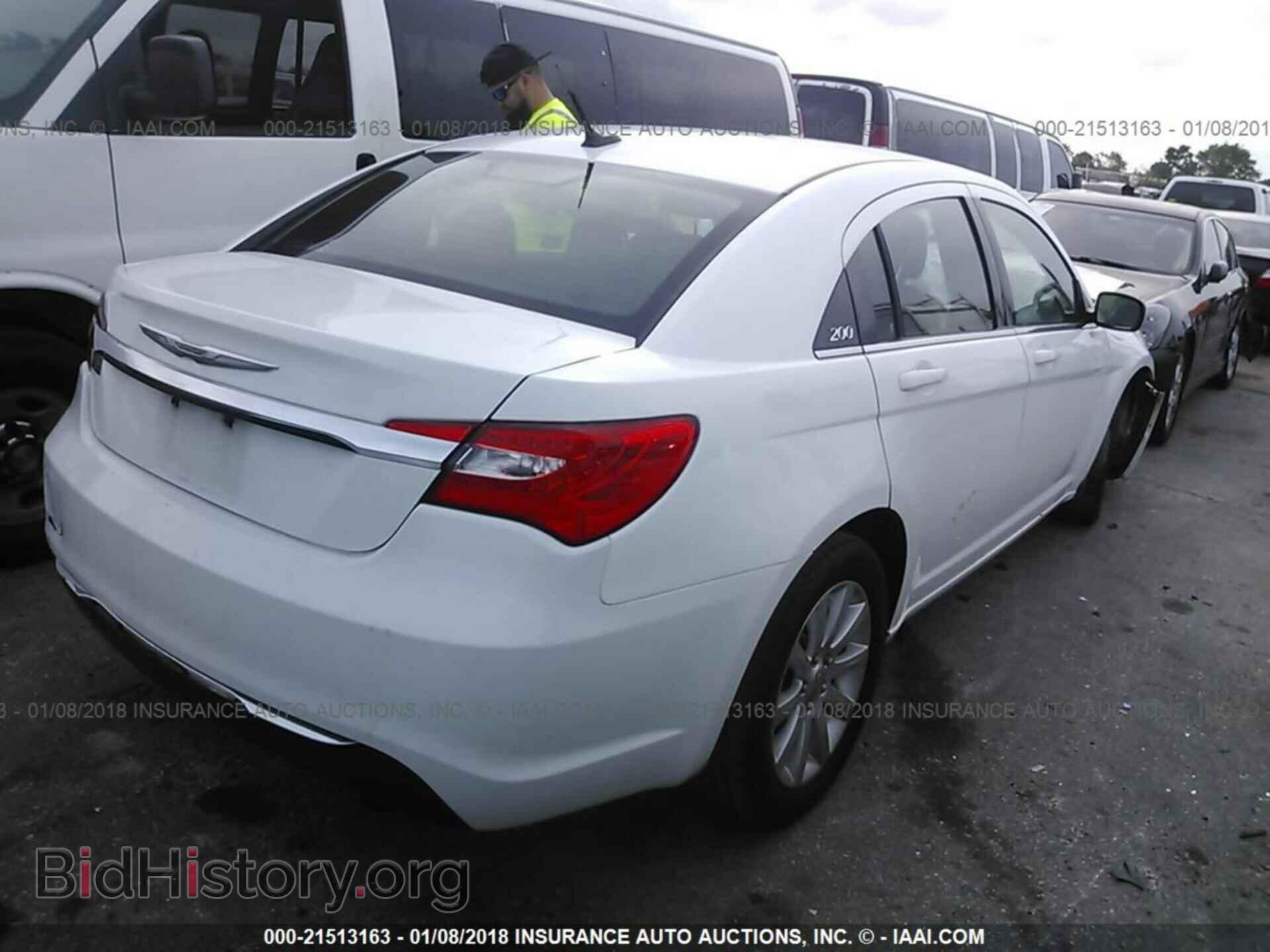 2012 Chrysler 200 - VIN: 1C3CCBBB1CN117628 - Фото 4