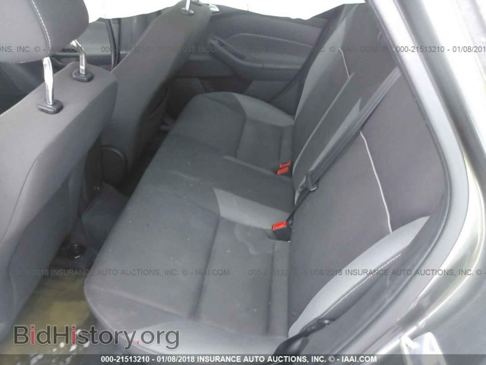 2012 Ford Focus - VIN: 1FAHP3F27CL268383 - Photo 8