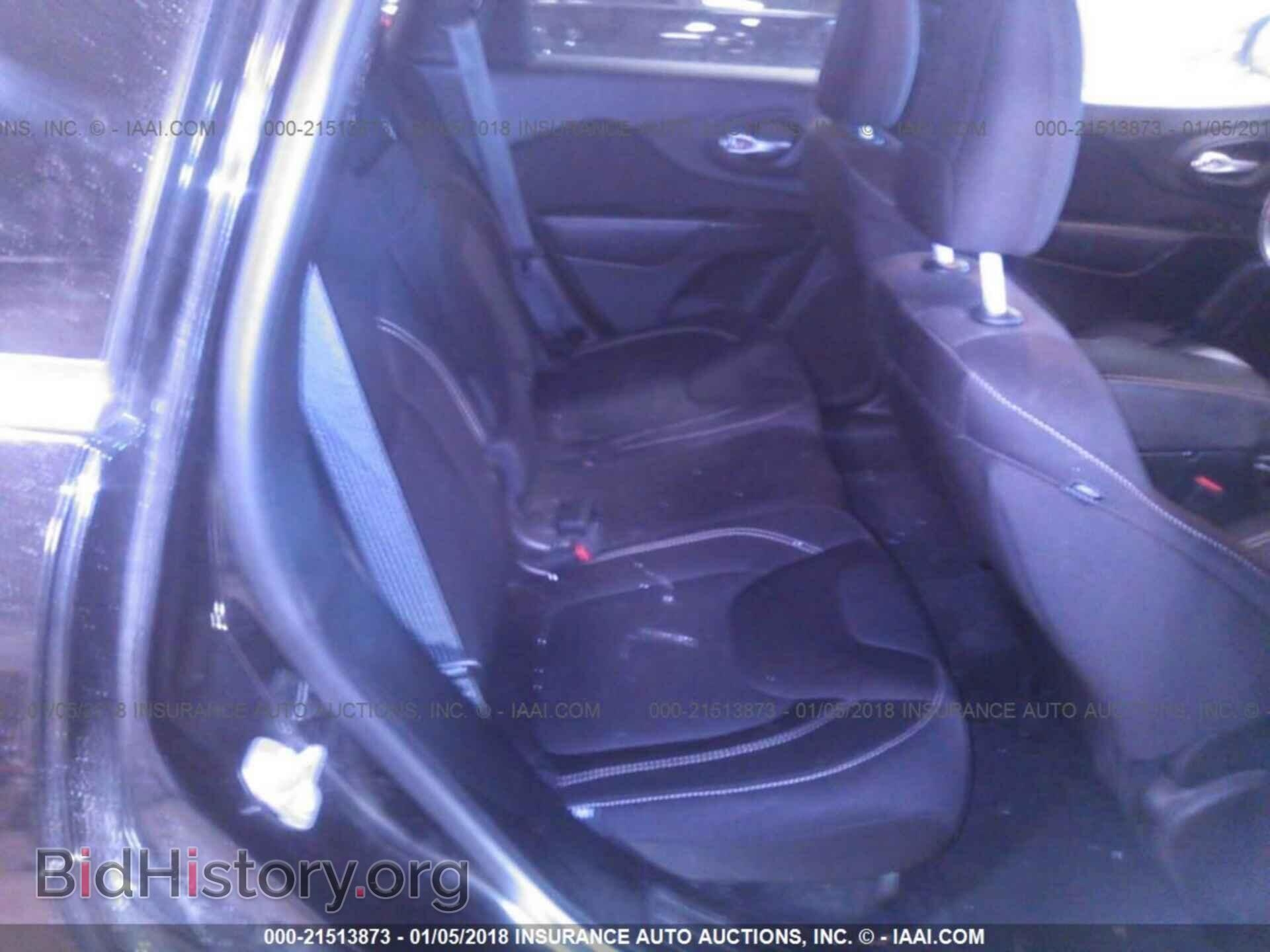 2015 Jeep Cherokee - VIN: 1C4PJMCBXFW543765 - Фото 8