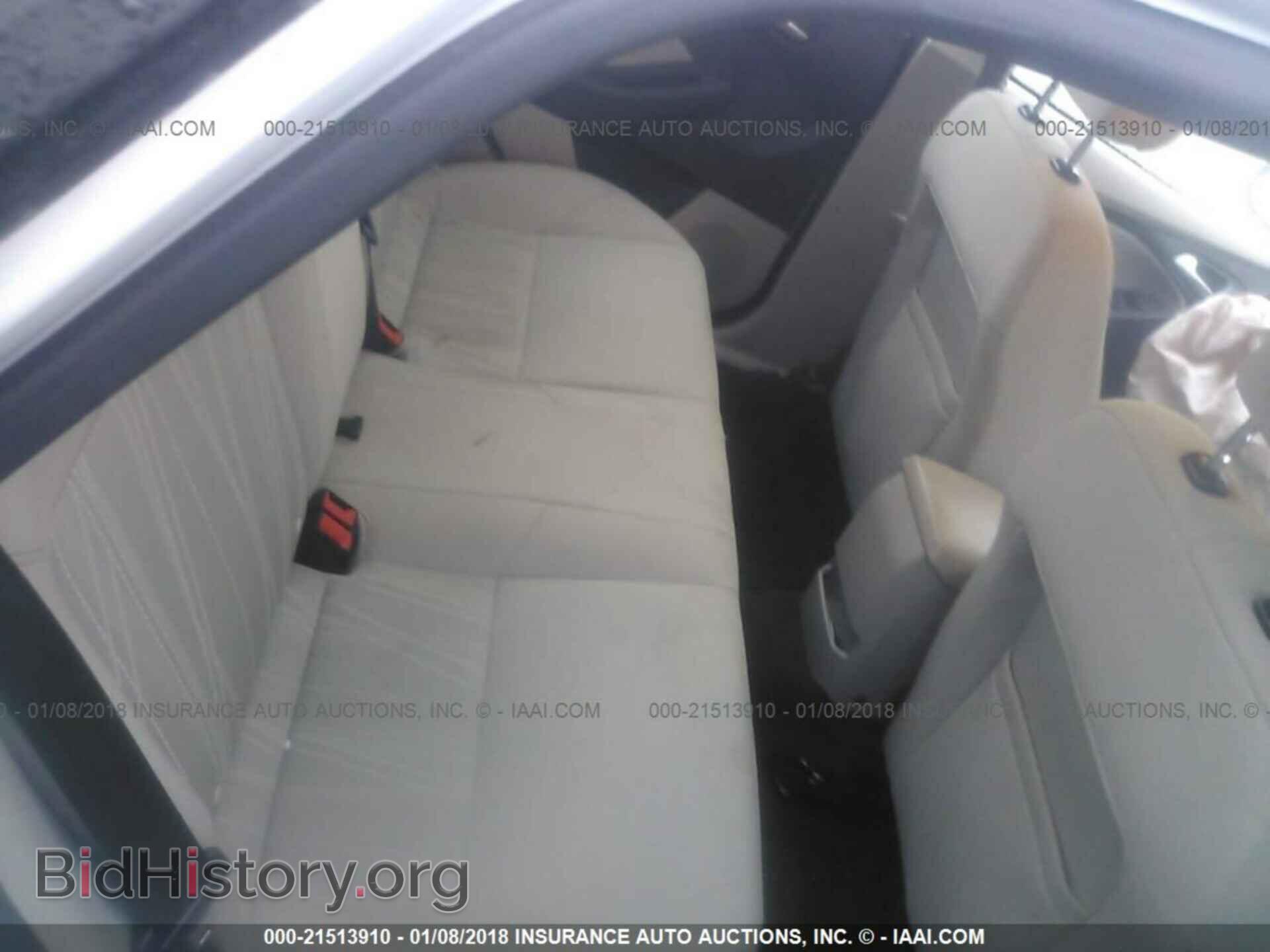 2015 Ford Focus - VIN: 1FADP3F2XFL247742 - Photo 8