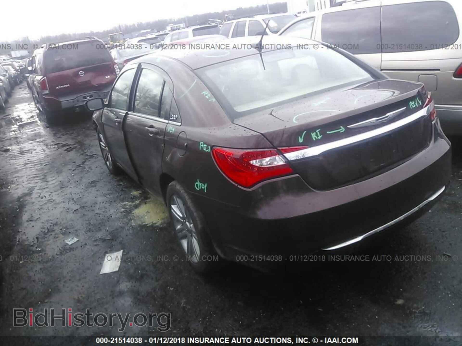 2013 Chrysler 200 - VIN: 1C3CCBBB5DN615025 - Фото 3