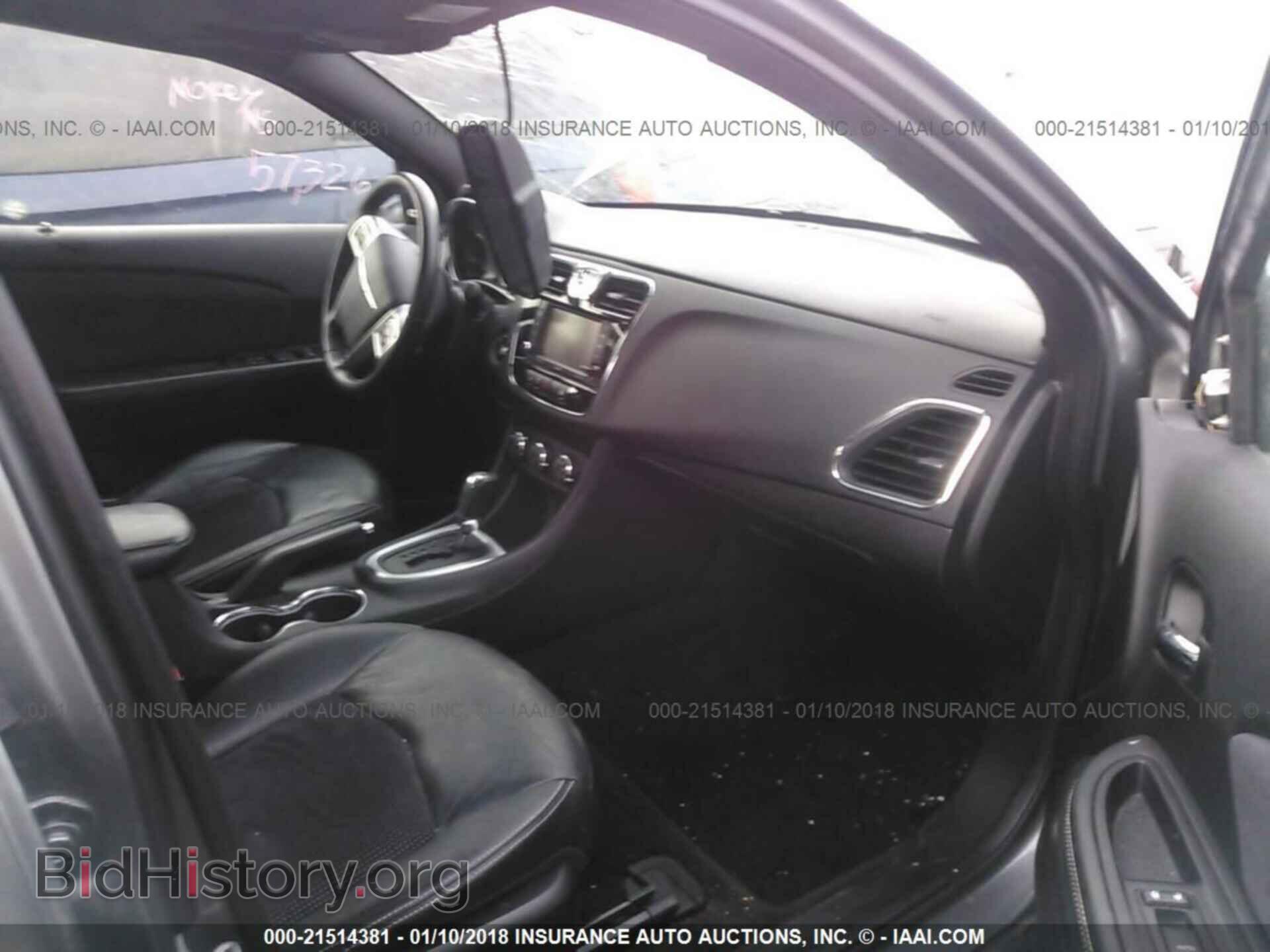 2011 Chrysler 200 - VIN: 1C3BC8FG8BN577520 - Фото 5