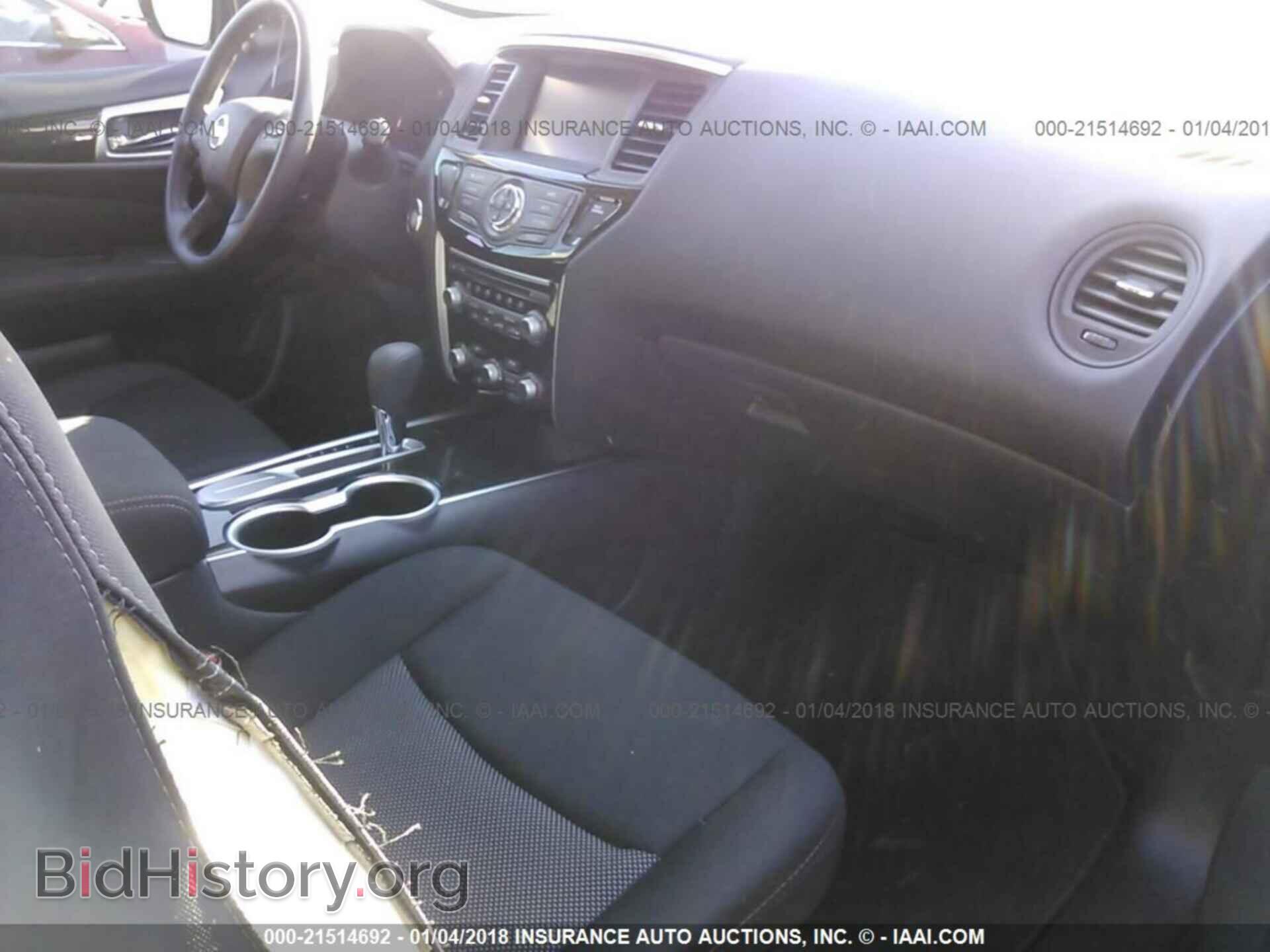 2017 Nissan Pathfinder - VIN: 5N1DR2MN1HC644931 - Фото 5
