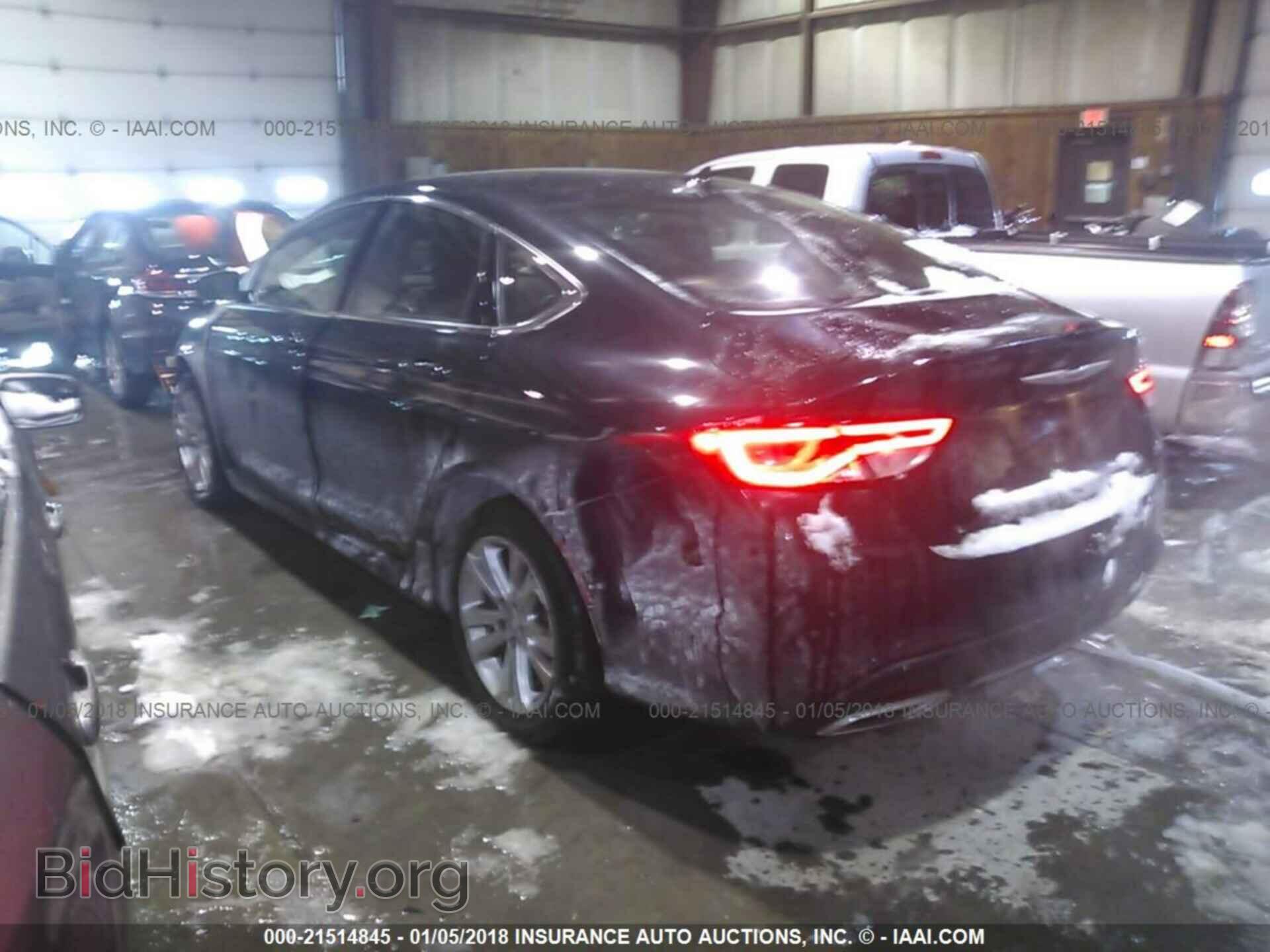 2016 Chrysler 200 - VIN: 1C3CCCAG9GN142074 - Photo 3