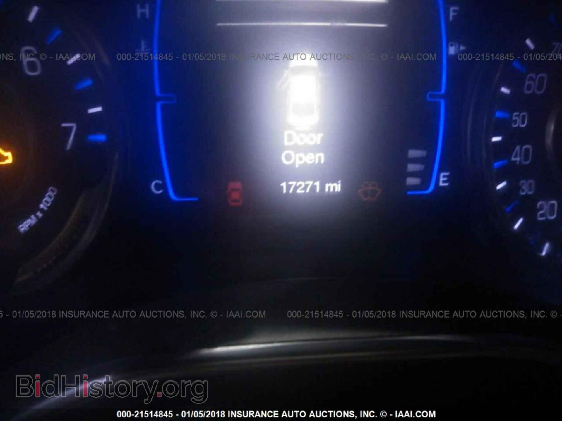 2016 Chrysler 200 - VIN: 1C3CCCAG9GN142074 - Photo 7