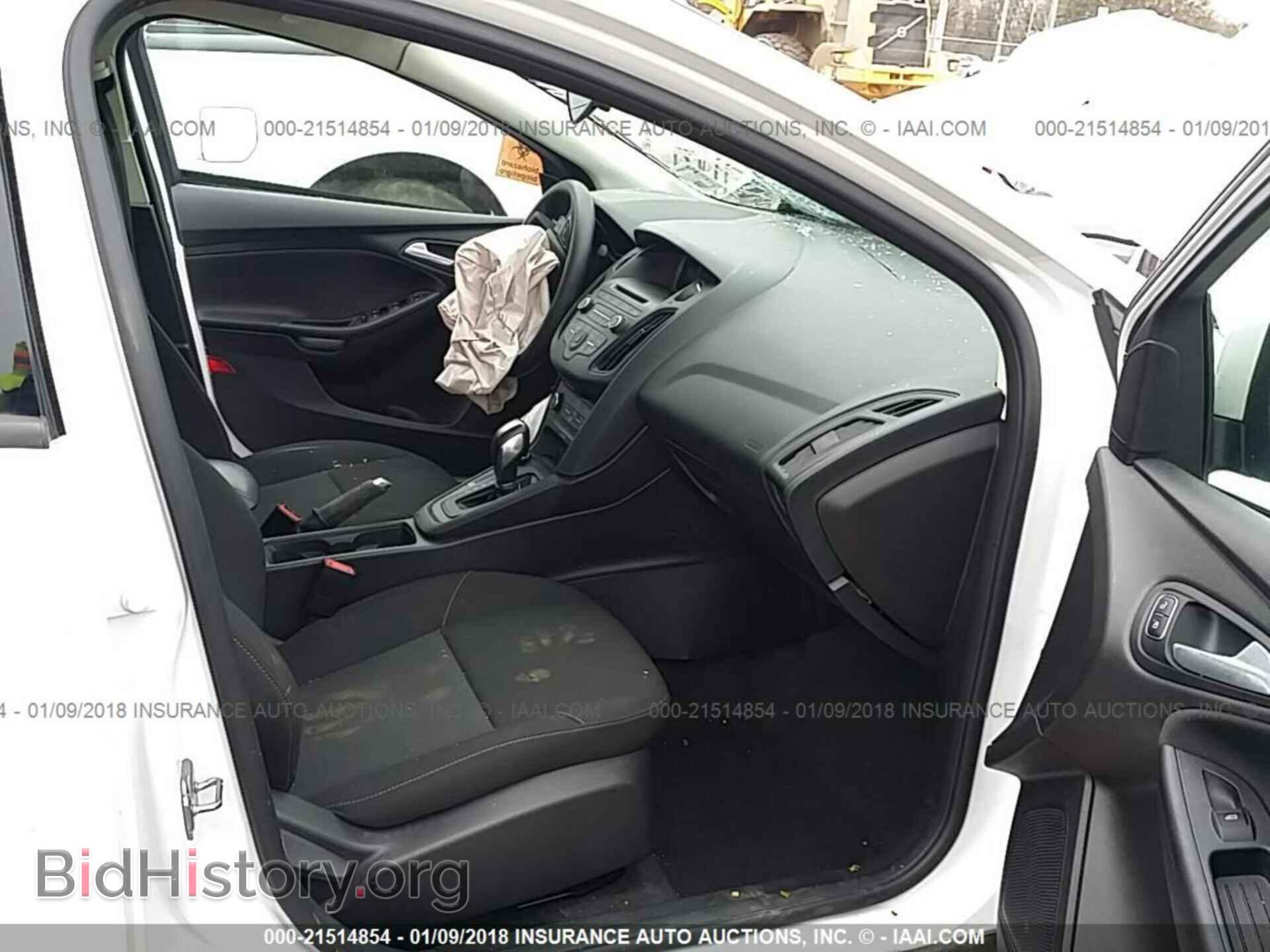 2015 Ford Focus - VIN: 1FADP3F29FL238482 - Photo 5