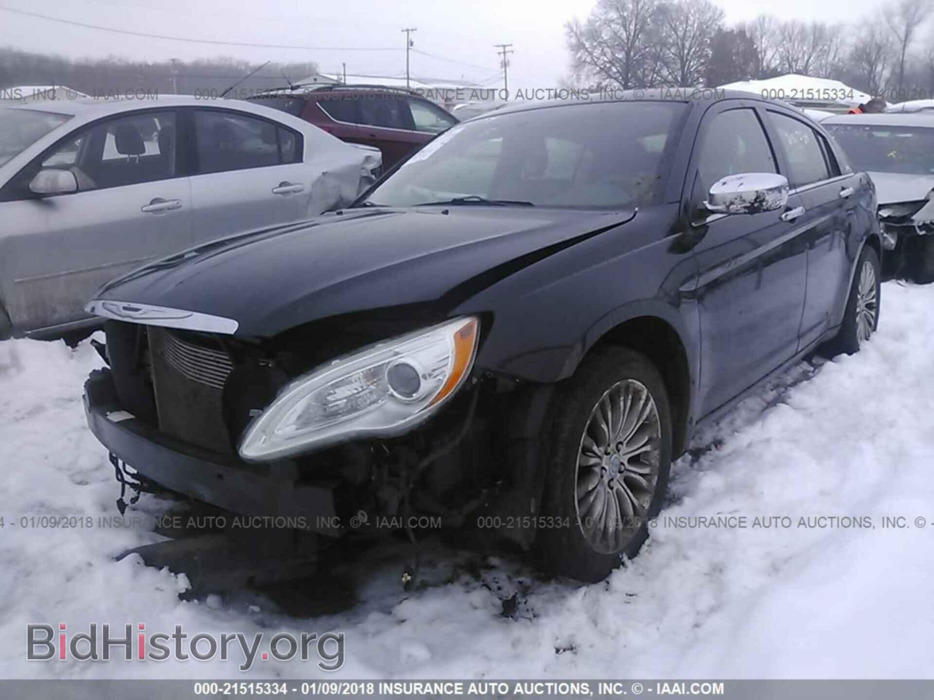 2011 Chrysler 200 - VIN: 1C3BC2FBXBN501119 - Photo 2