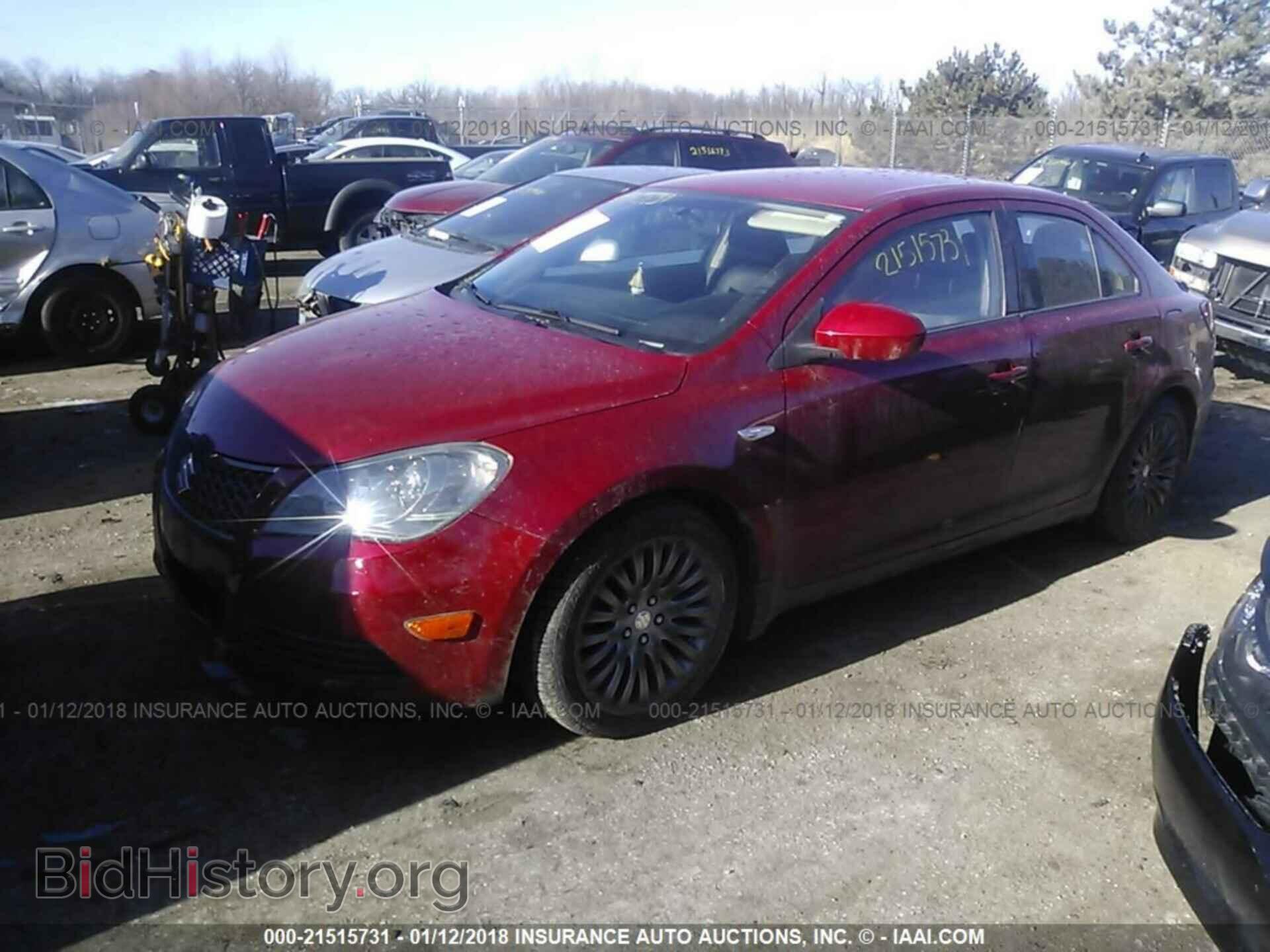2012 Suzuki Kizashi - VIN: JS2RF9A39C6100141 - Photo 2