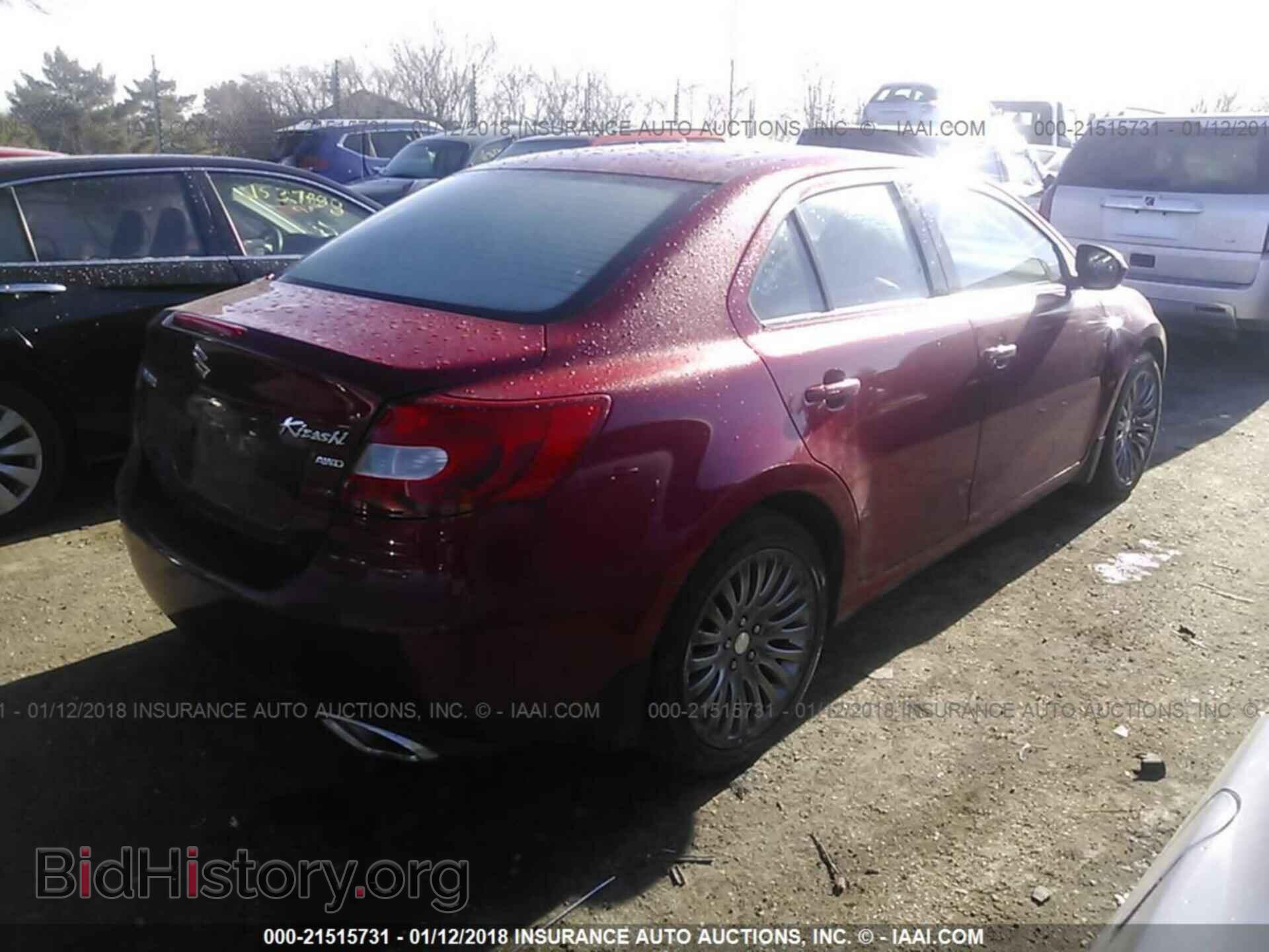 2012 Suzuki Kizashi - VIN: JS2RF9A39C6100141 - Photo 4