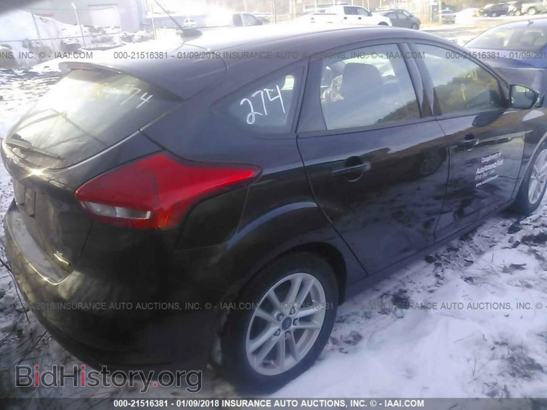 2015 Ford Focus - VIN: 1FADP3K22FL277355 - Photo 4
