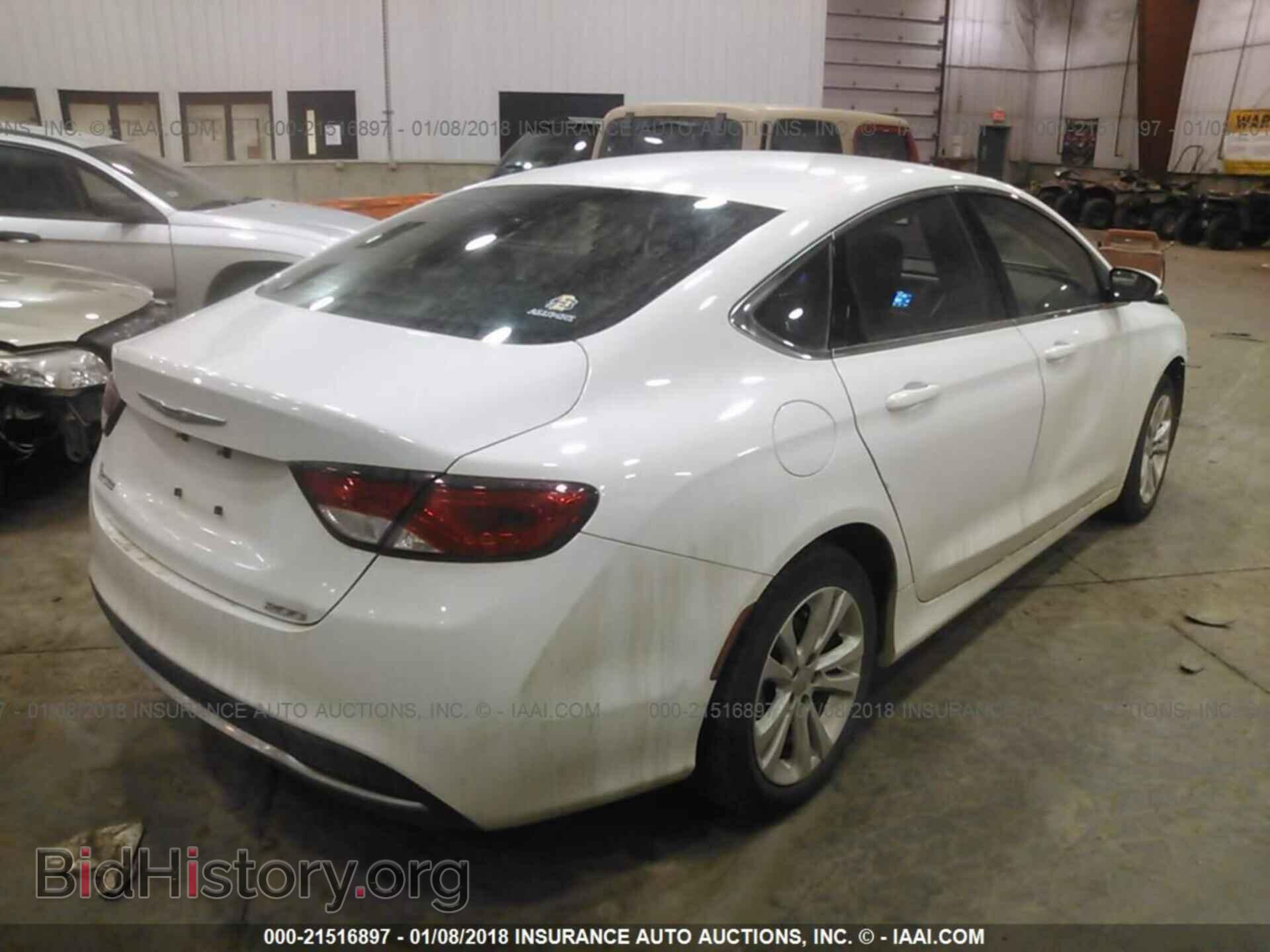 2015 Chrysler 200 - VIN: 1C3CCCAB7FN502056 - Photo 4