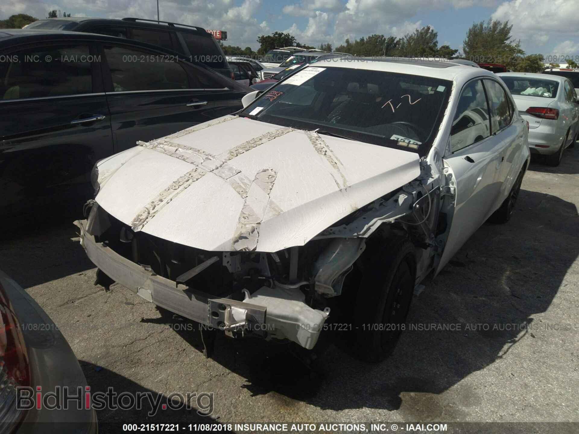 2015 Lexus Is - VIN: JTHBF1D26F5044703 - Photo 2