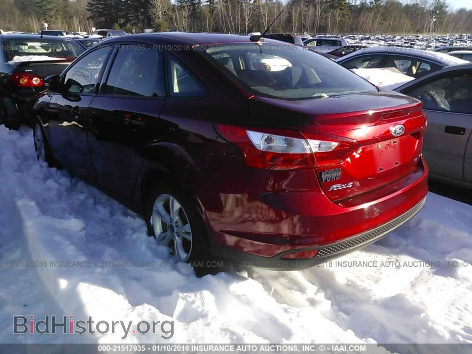 2014 Ford Focus - VIN: 1FADP3F29EL424117 - Photo 3