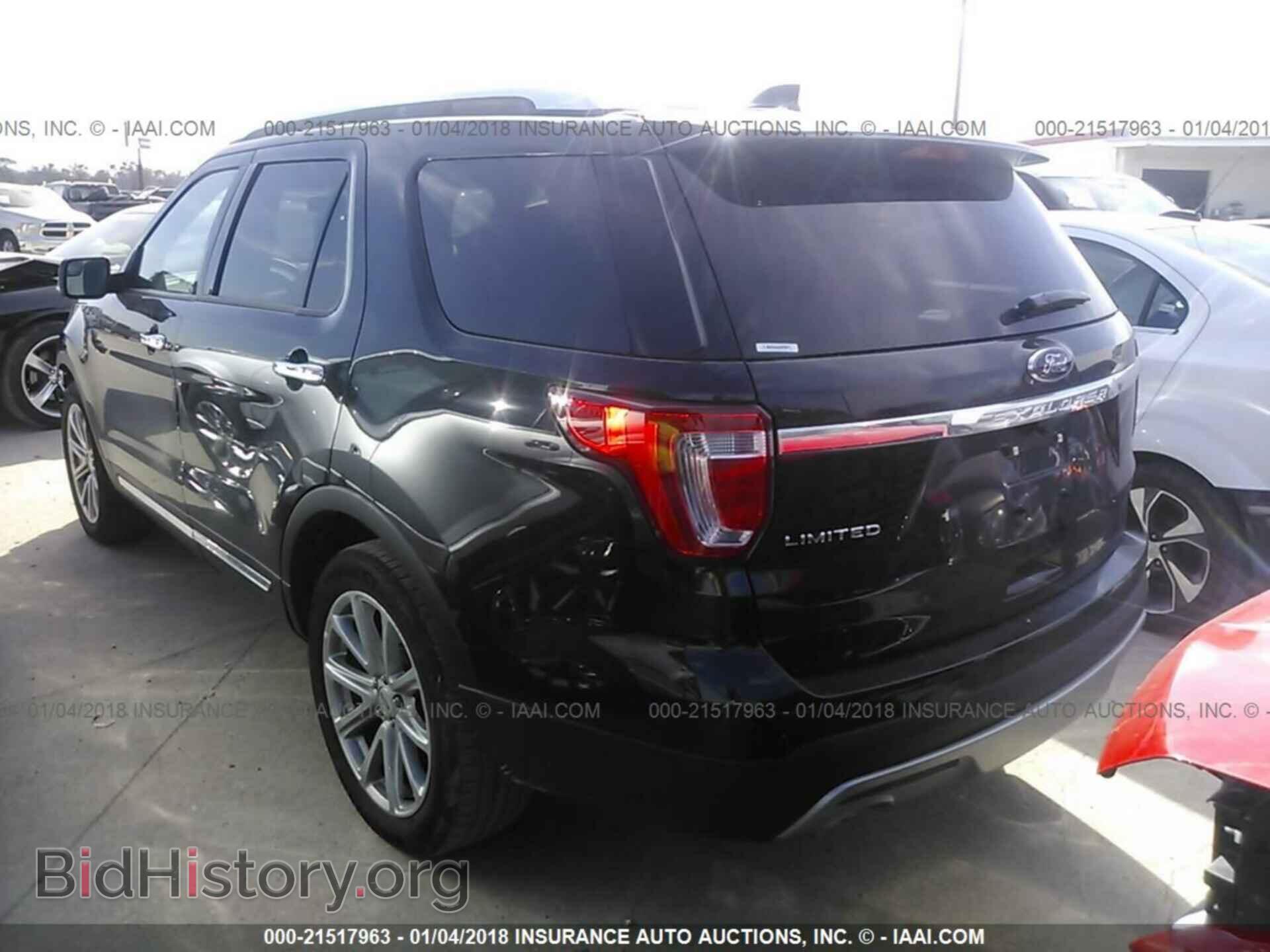 2017 Ford Explorer - VIN: 1FM5K7F86HGC69849 - Фото 3