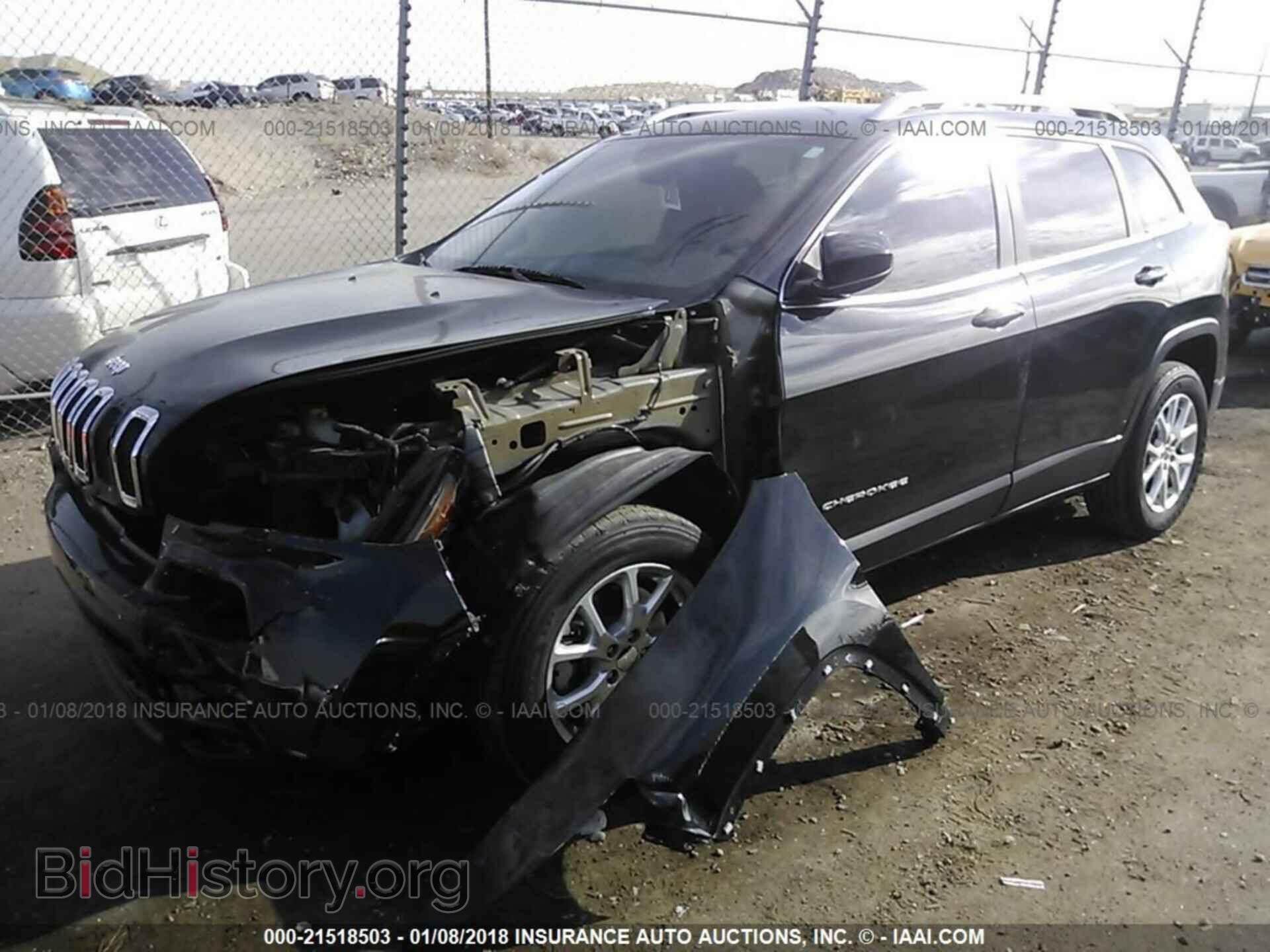 2014 Jeep Cherokee - VIN: 1C4PJMCB5EW145250 - Photo 2