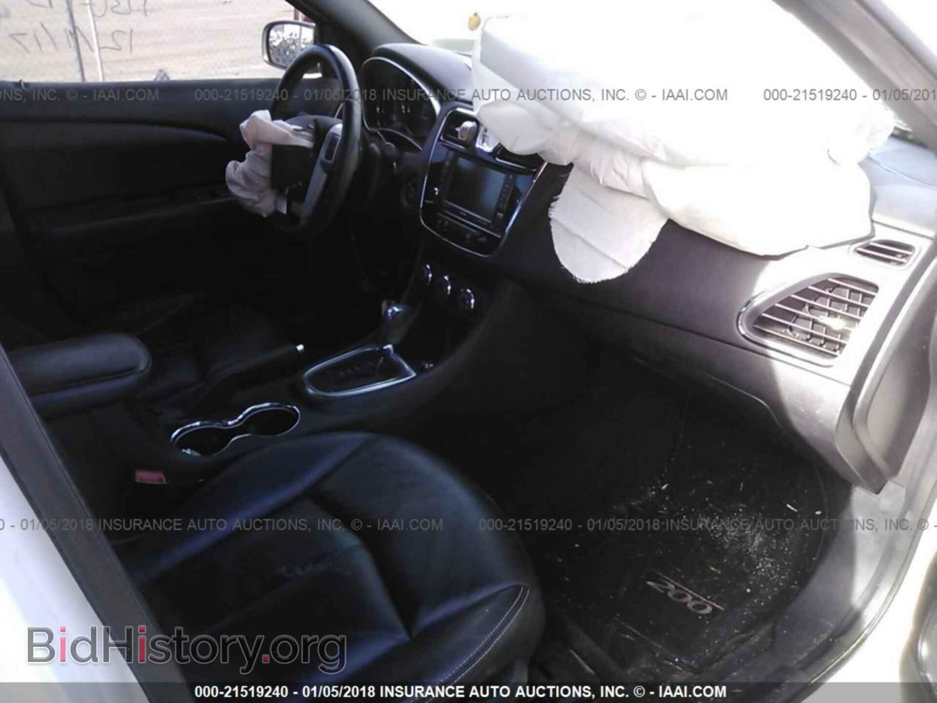 2011 Chrysler 200 - VIN: 1C3BC2FB8BN571766 - Фото 5