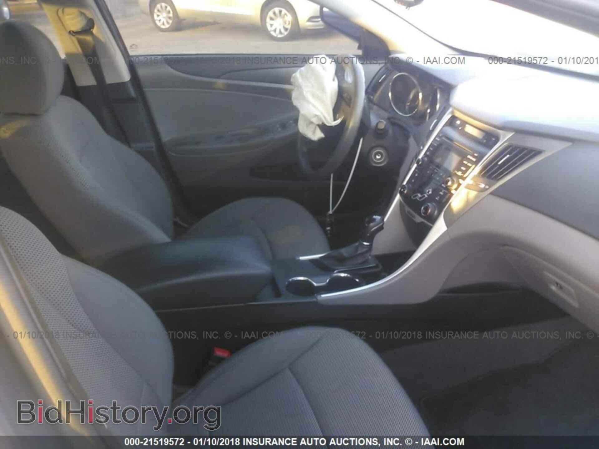 2012 Hyundai Sonata - VIN: 5NPEB4AC7CH366237 - Фото 5