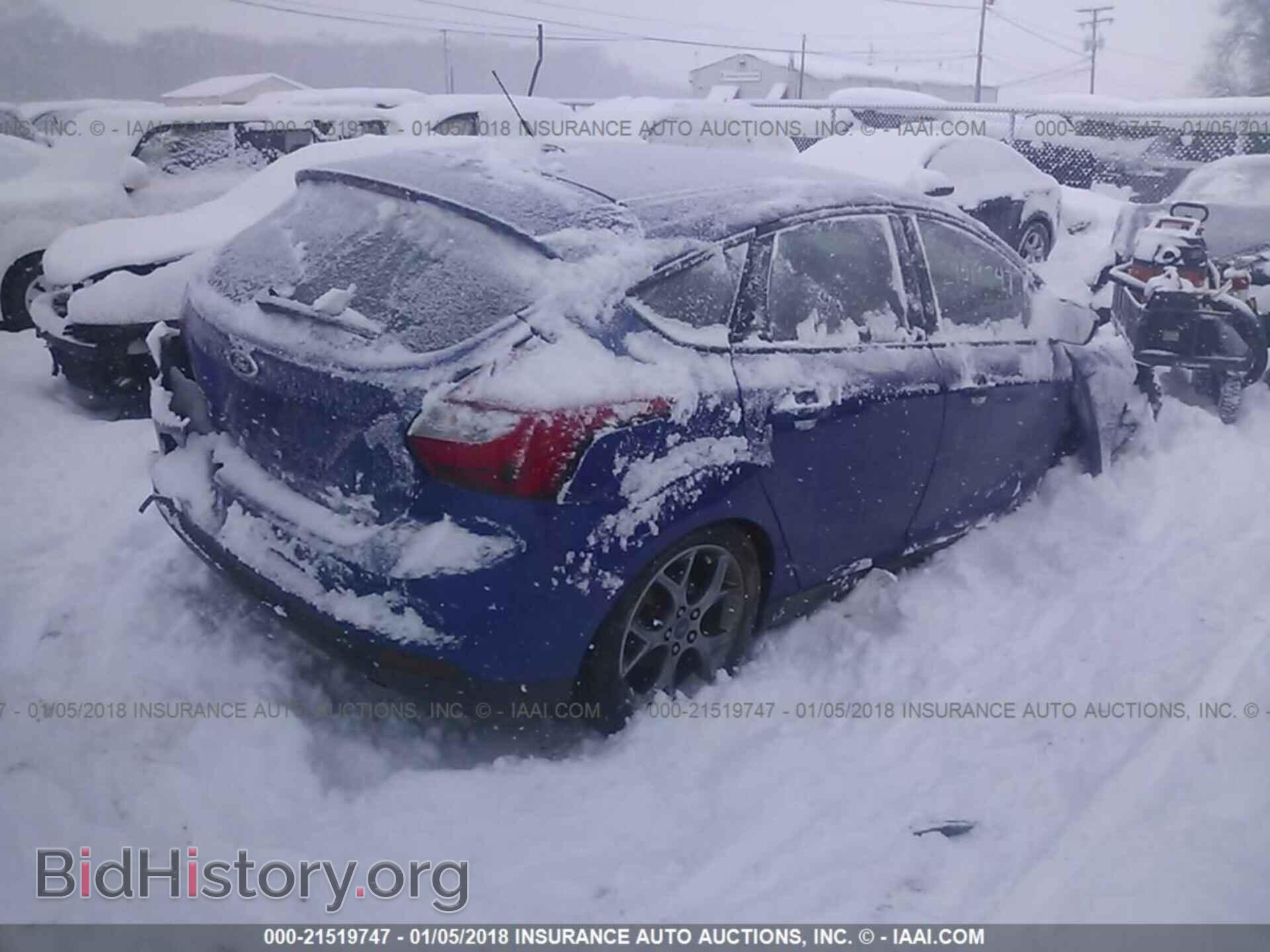 2014 Ford Focus - VIN: 1FADP3K2XEL228273 - Photo 4