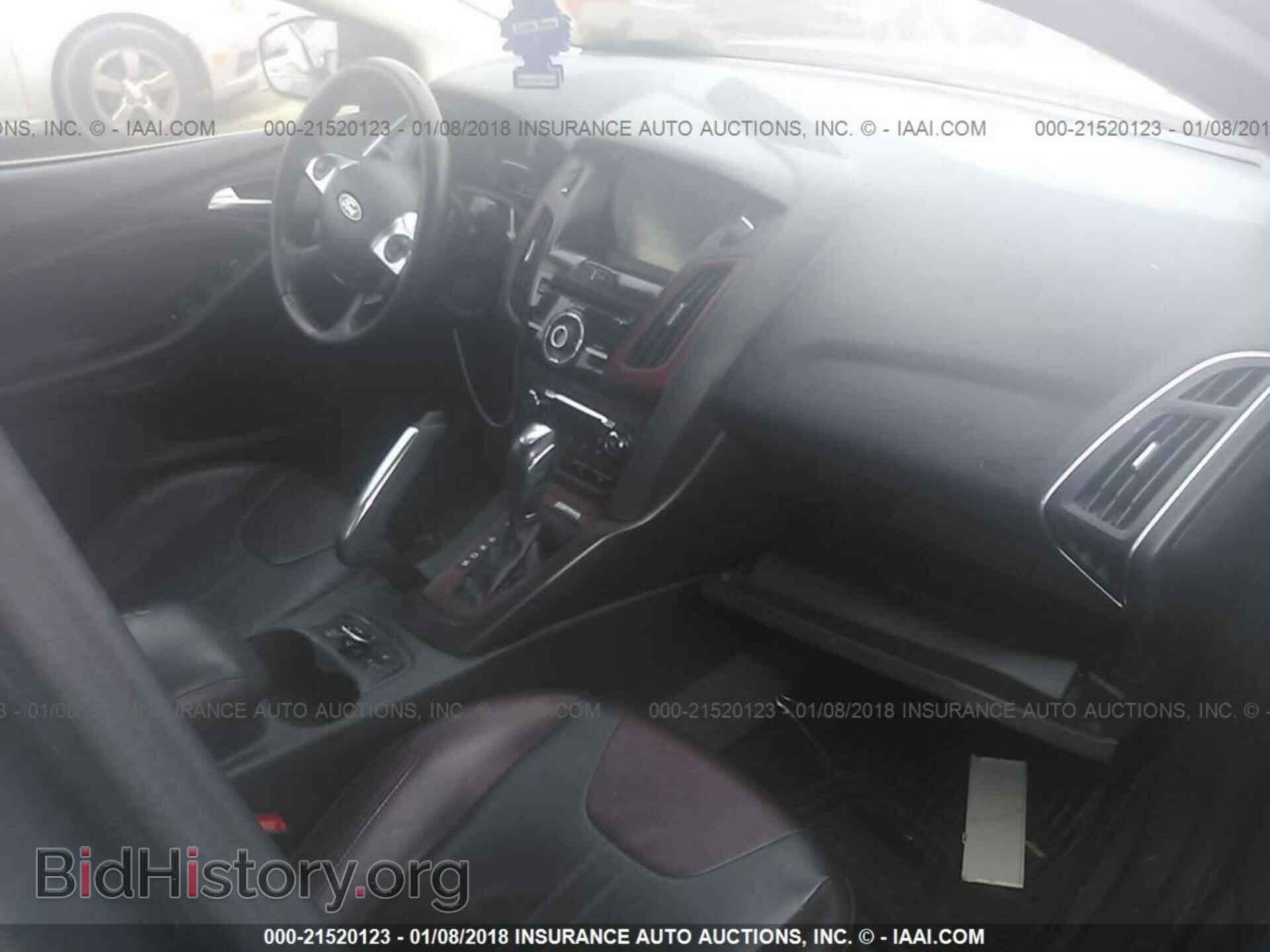 2012 Ford Focus - VIN: 1FAHP3J26CL144970 - Photo 5