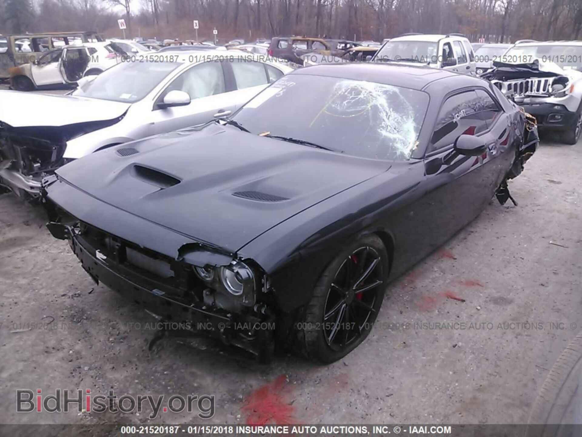 2016 Dodge Challenger - VIN: 2C3CDZC96GH152942 - Photo 2