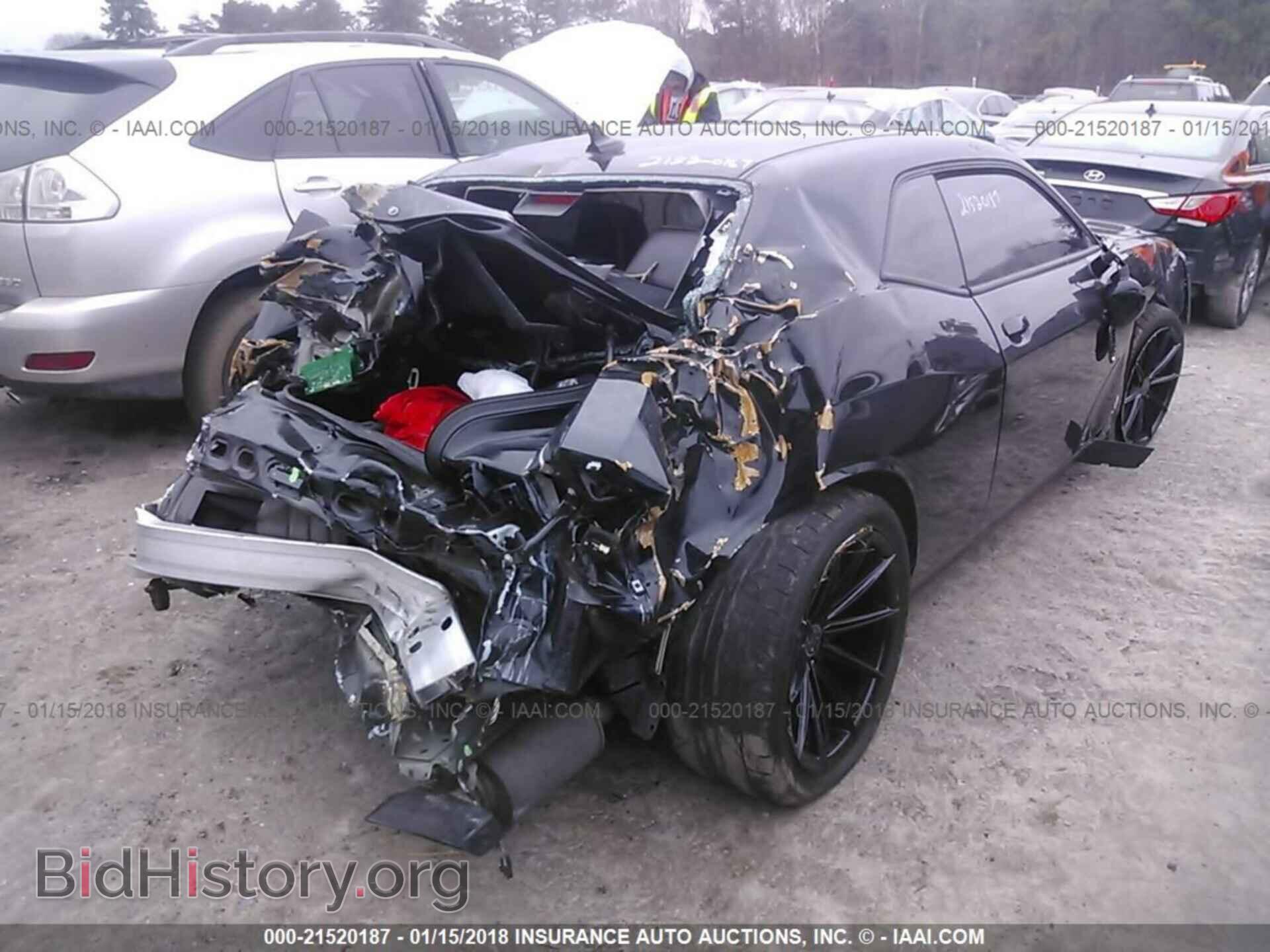 2016 Dodge Challenger - VIN: 2C3CDZC96GH152942 - Photo 4