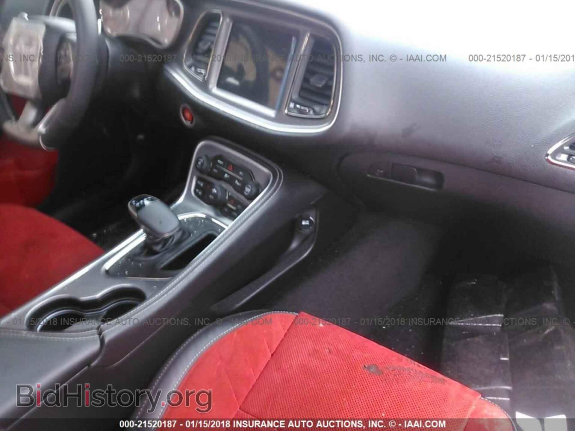 2016 Dodge Challenger - VIN: 2C3CDZC96GH152942 - Photo 5