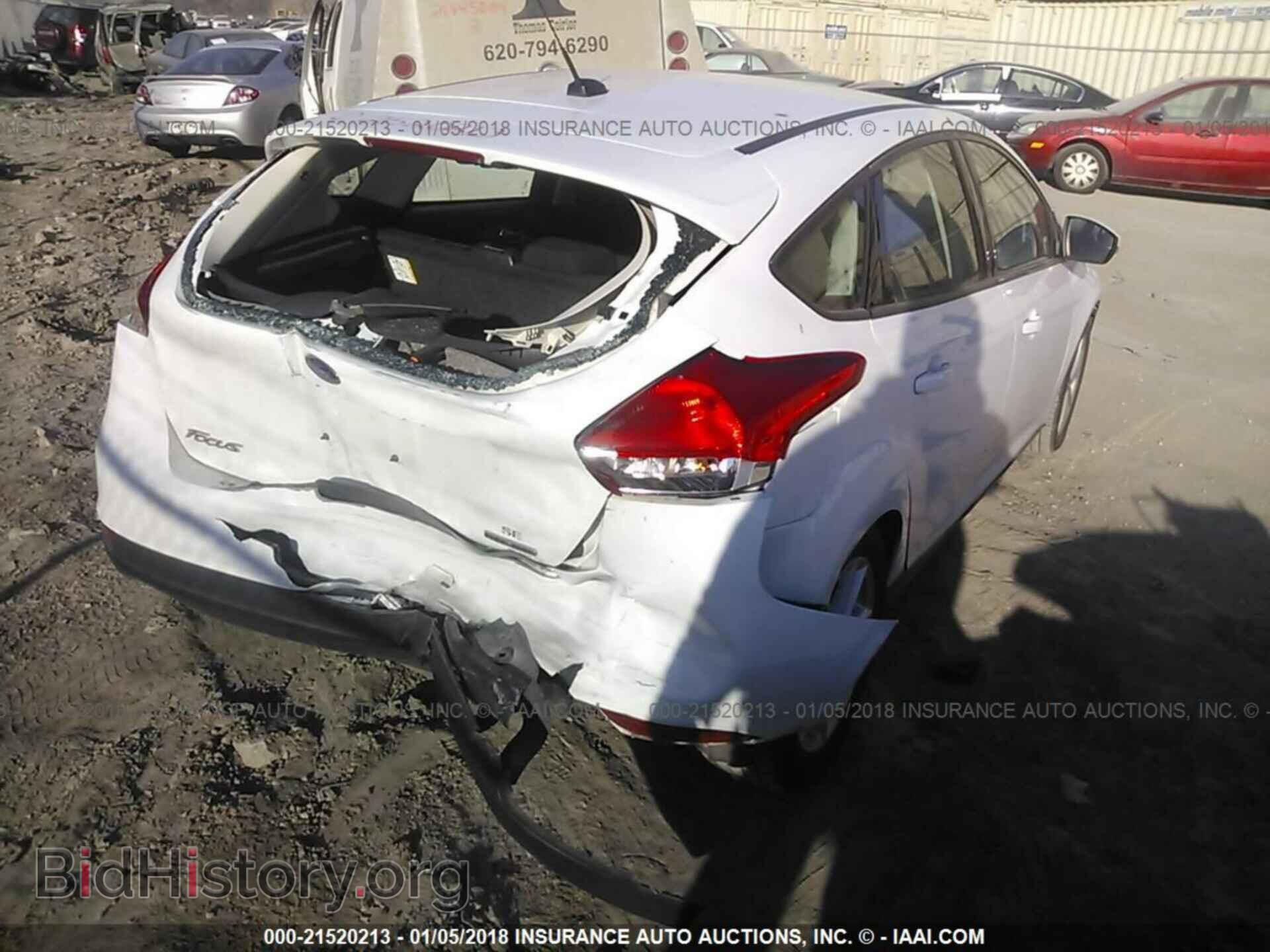 2015 Ford Focus - VIN: 1FADP3K29FL295030 - Photo 4