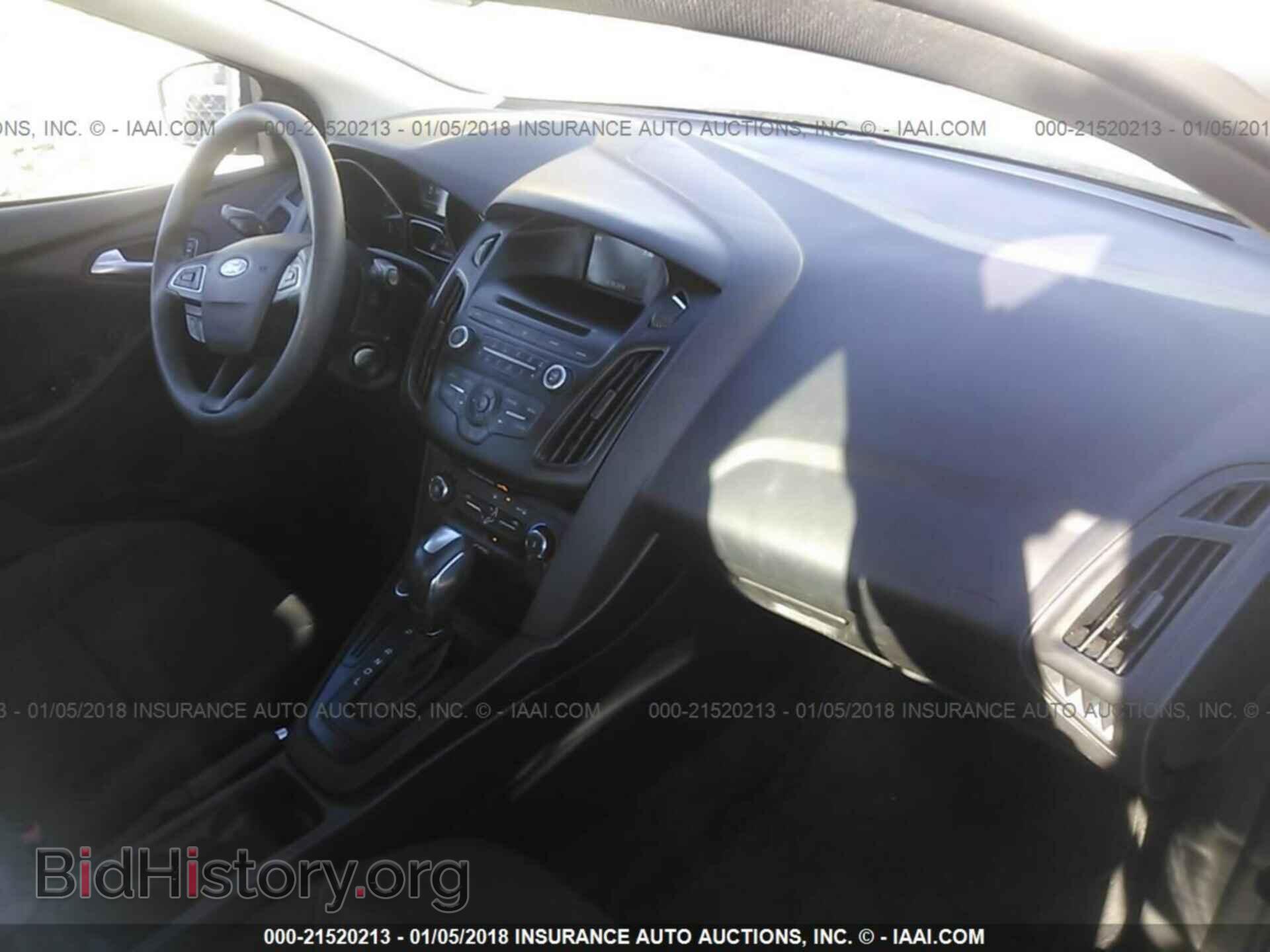 2015 Ford Focus - VIN: 1FADP3K29FL295030 - Photo 5