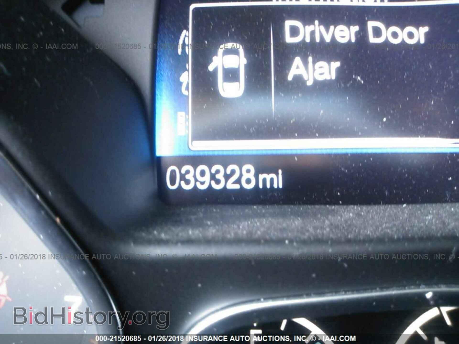 2016 Ford Focus - VIN: 1FADP3E27GL220825 - Photo 7