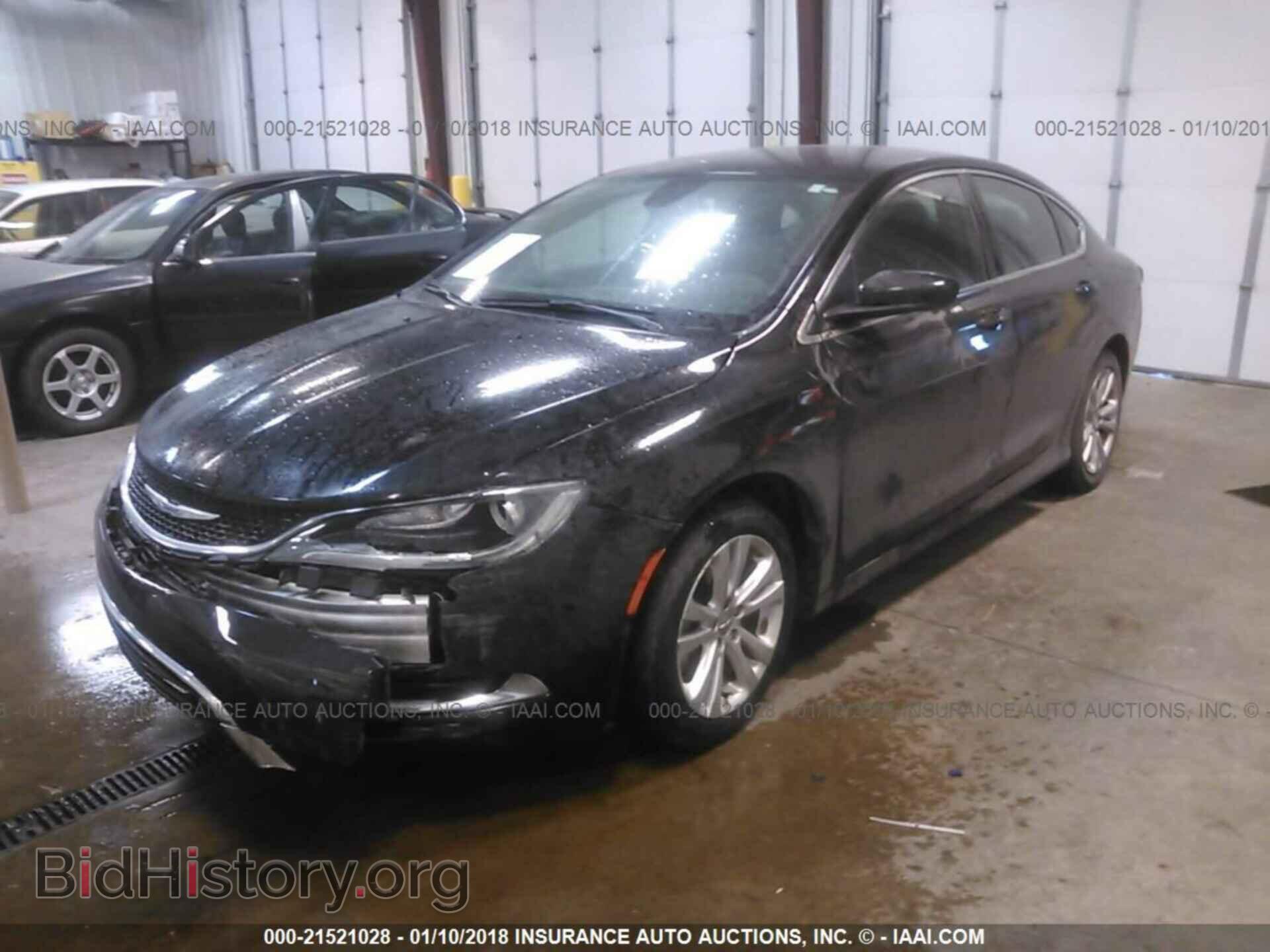 2016 Chrysler 200 - VIN: 1C3CCCAB3GN192022 - Фото 2