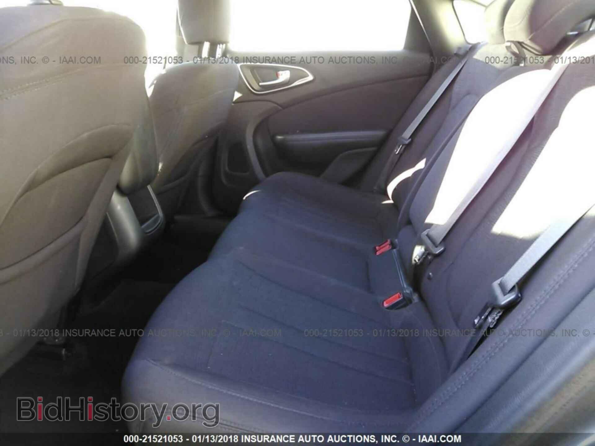 2015 Chrysler 200 - VIN: 1C3CCCABXFN659838 - Фото 8